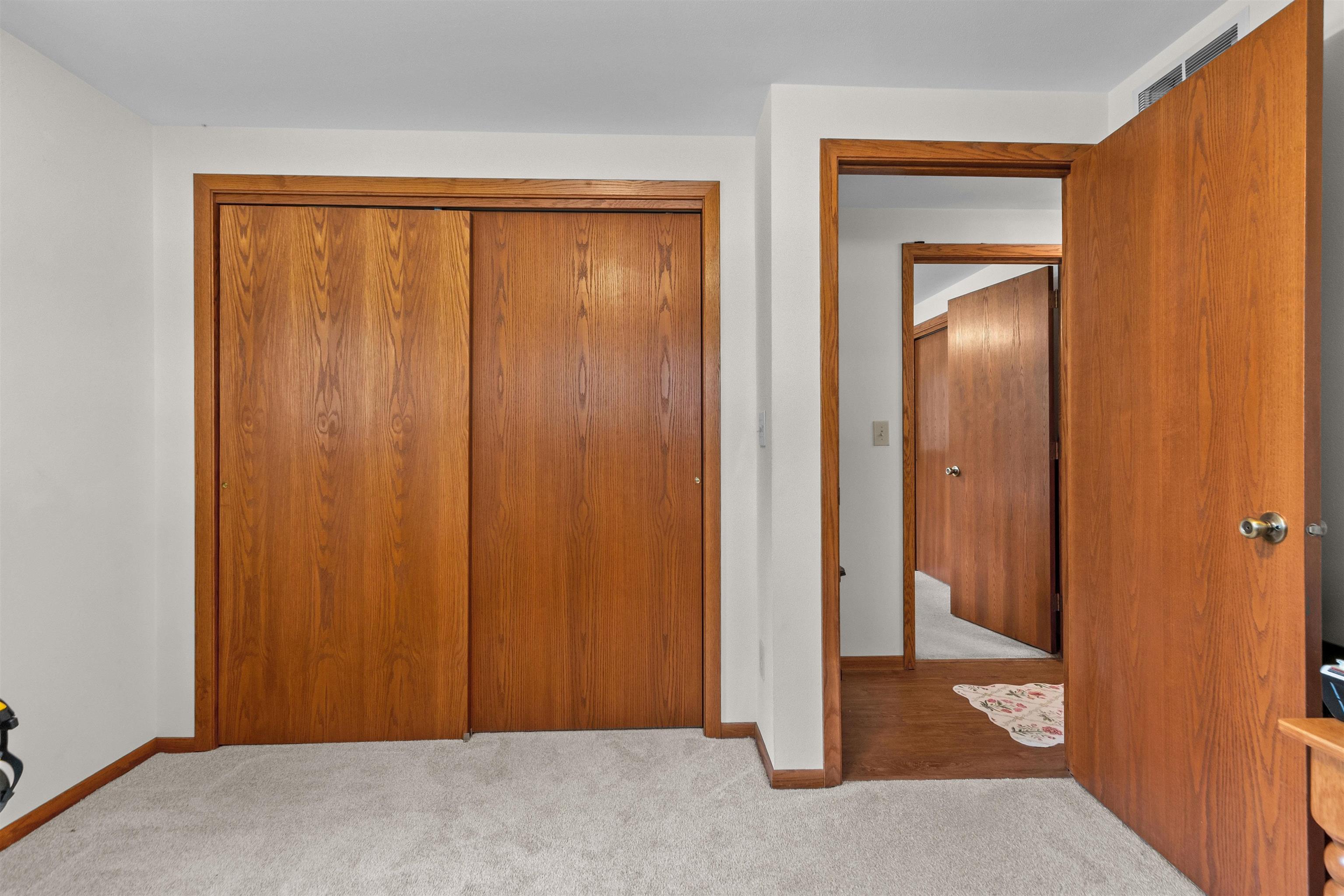 2931 4TH STREET SOUTH, Wisconsin Rapids, Wisconsin 54494, 2 Bedrooms Bedrooms, ,2 BathroomsBathrooms,Residential,For Sale,2931 4TH STREET SOUTH,22602217