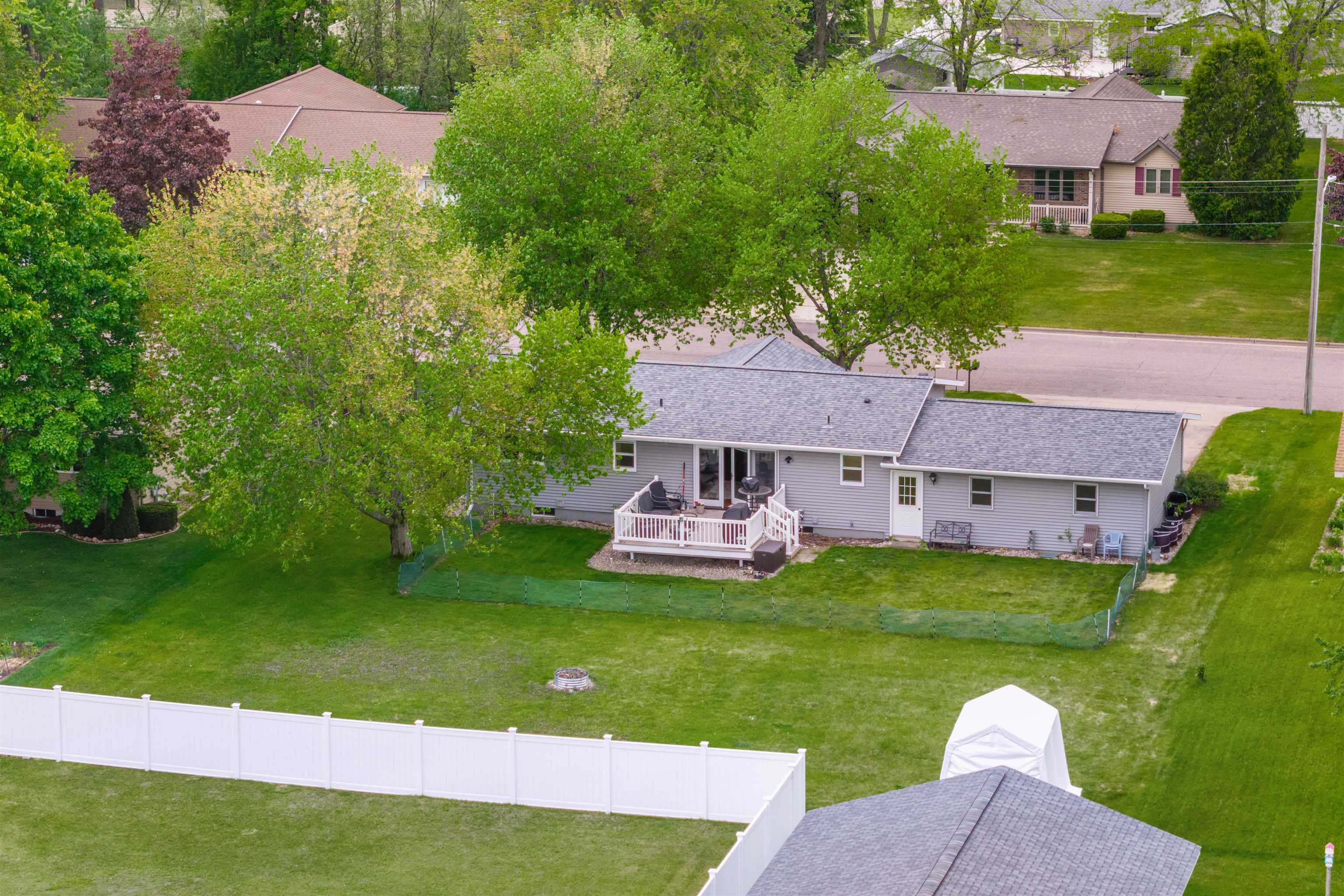 2931 4TH STREET SOUTH, Wisconsin Rapids, Wisconsin 54494, 2 Bedrooms Bedrooms, ,2 BathroomsBathrooms,Residential,For Sale,2931 4TH STREET SOUTH,22602217