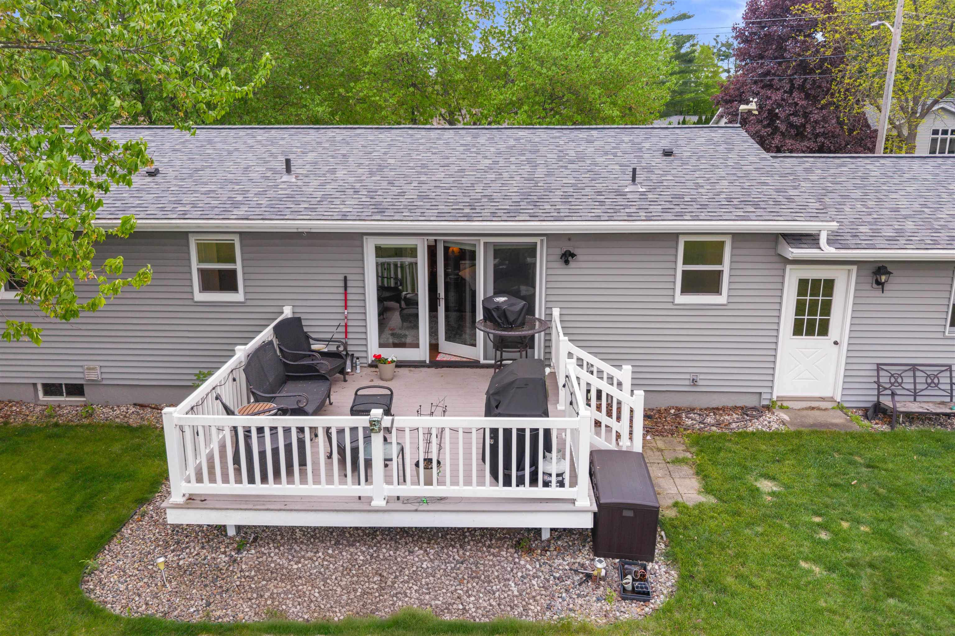 2931 4TH STREET SOUTH, Wisconsin Rapids, Wisconsin 54494, 2 Bedrooms Bedrooms, ,2 BathroomsBathrooms,Residential,For Sale,2931 4TH STREET SOUTH,22602217
