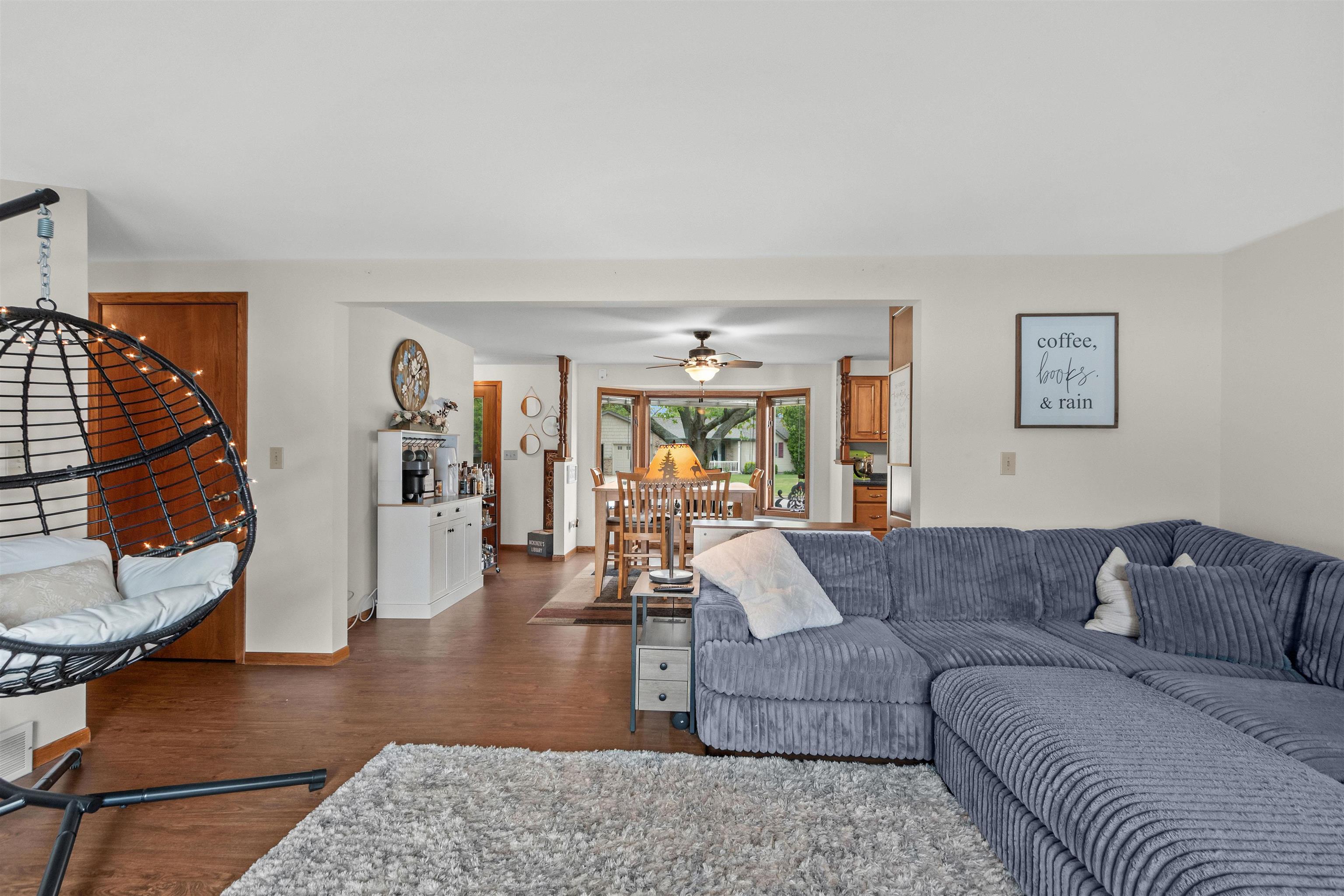 2931 4TH STREET SOUTH, Wisconsin Rapids, Wisconsin 54494, 2 Bedrooms Bedrooms, ,2 BathroomsBathrooms,Residential,For Sale,2931 4TH STREET SOUTH,22602217