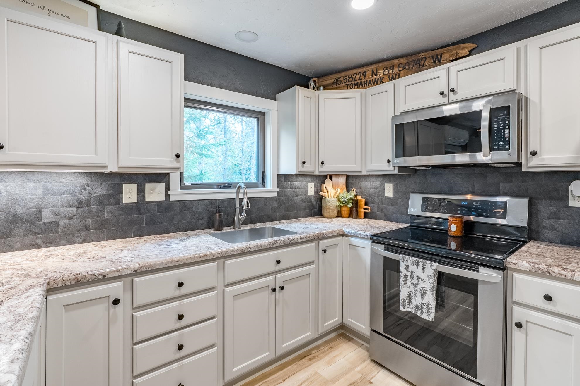 2471 KELCH DRIVE, Tomahawk, Wisconsin 54487, 2 Bedrooms Bedrooms, ,1 BathroomBathrooms,Residential,For Sale,2471 KELCH DRIVE,22602220