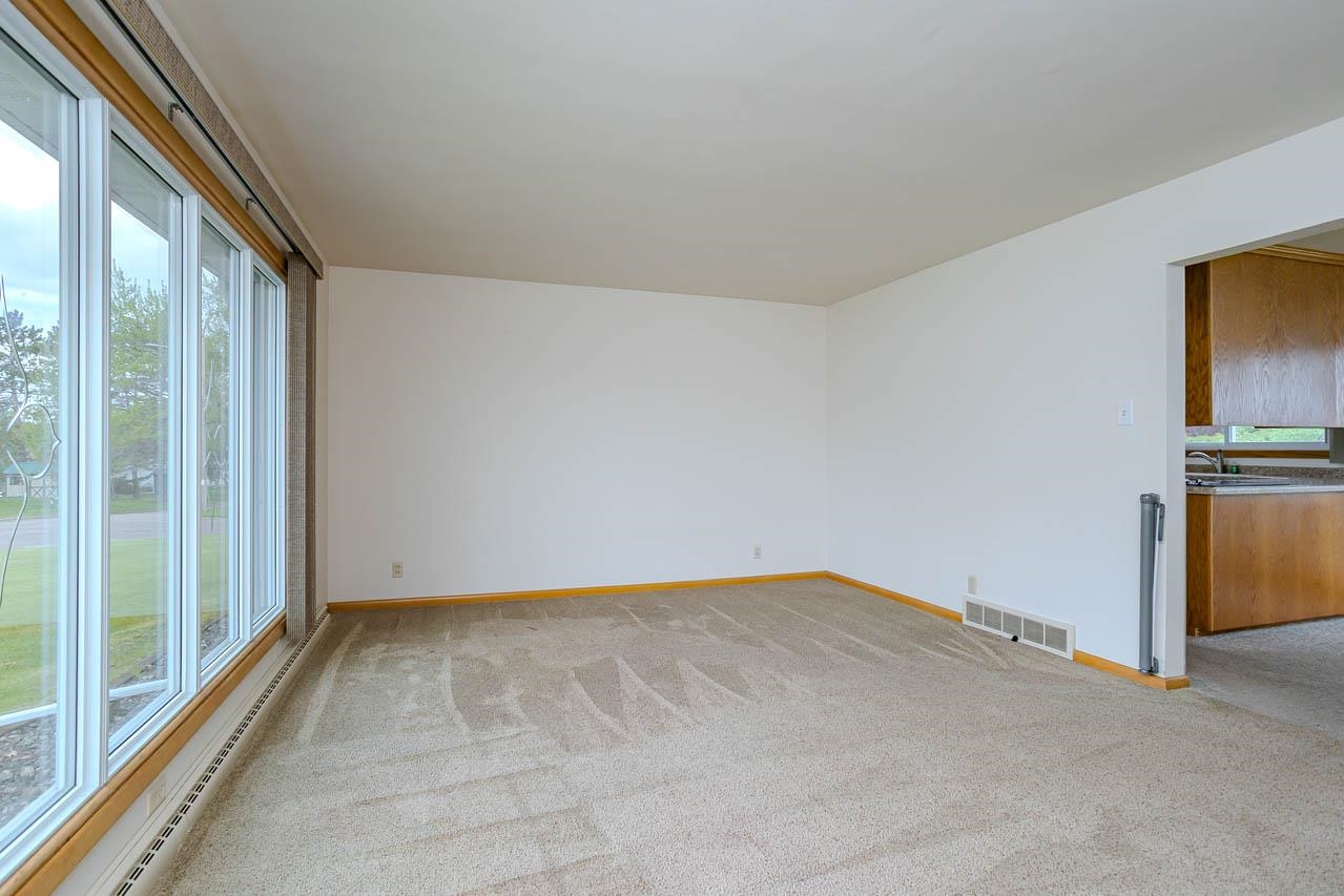 709 N POPLAR STREET, Merrill, Wisconsin 54452, 3 Bedrooms Bedrooms, ,2 BathroomsBathrooms,Residential,For Sale,709 N POPLAR STREET,22602221
