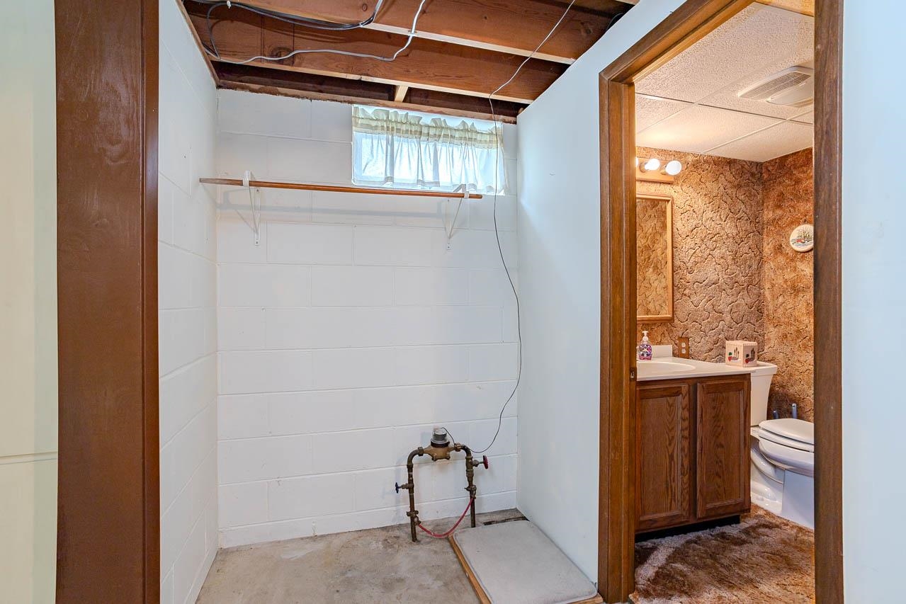 709 N POPLAR STREET, Merrill, Wisconsin 54452, 3 Bedrooms Bedrooms, ,2 BathroomsBathrooms,Residential,For Sale,709 N POPLAR STREET,22602221