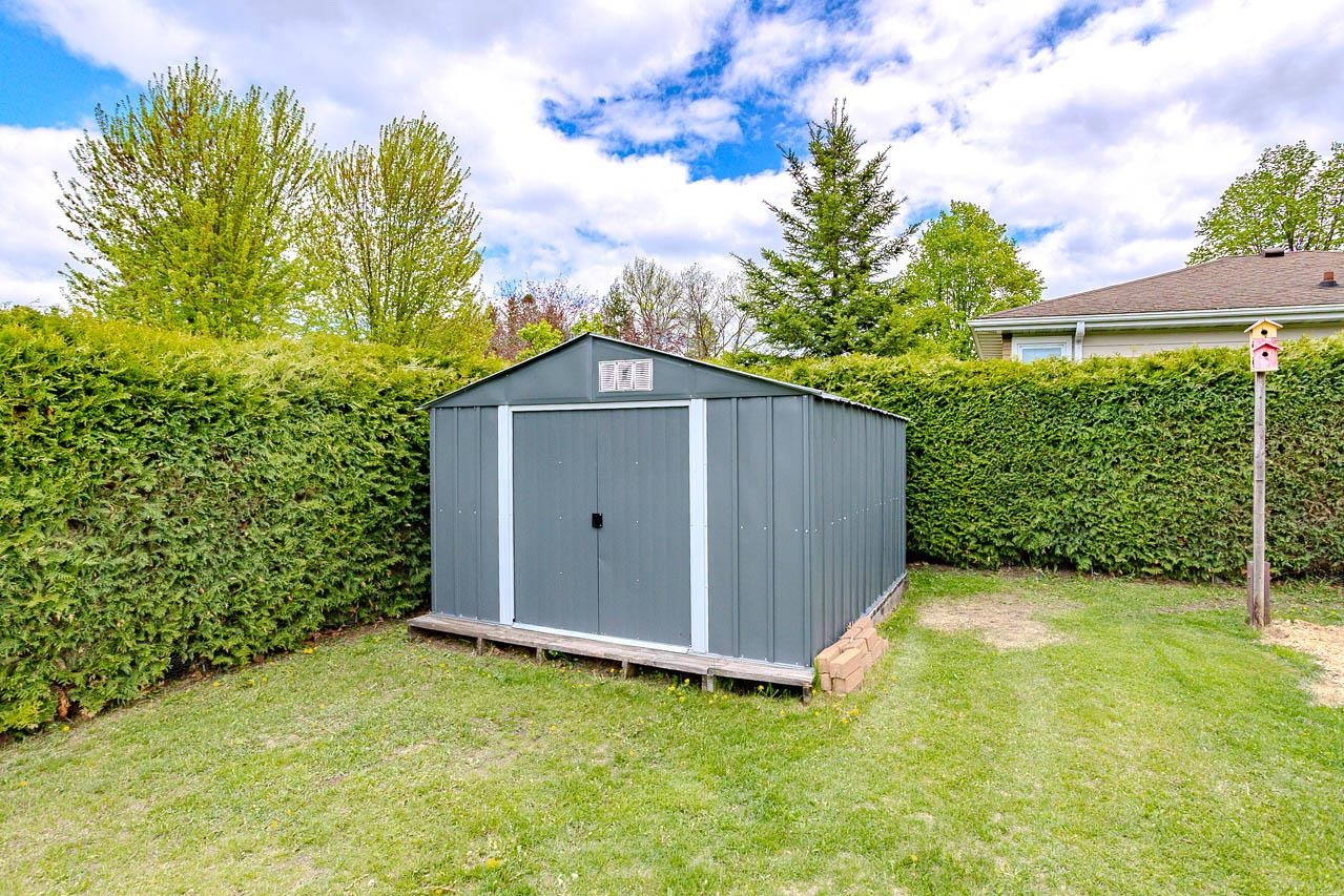 709 N POPLAR STREET, Merrill, Wisconsin 54452, 3 Bedrooms Bedrooms, ,2 BathroomsBathrooms,Residential,For Sale,709 N POPLAR STREET,22602221