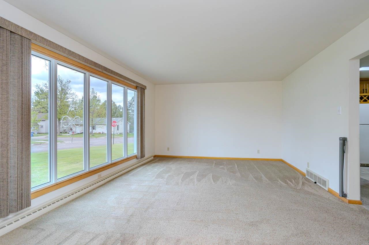 709 N POPLAR STREET, Merrill, Wisconsin 54452, 3 Bedrooms Bedrooms, ,2 BathroomsBathrooms,Residential,For Sale,709 N POPLAR STREET,22602221