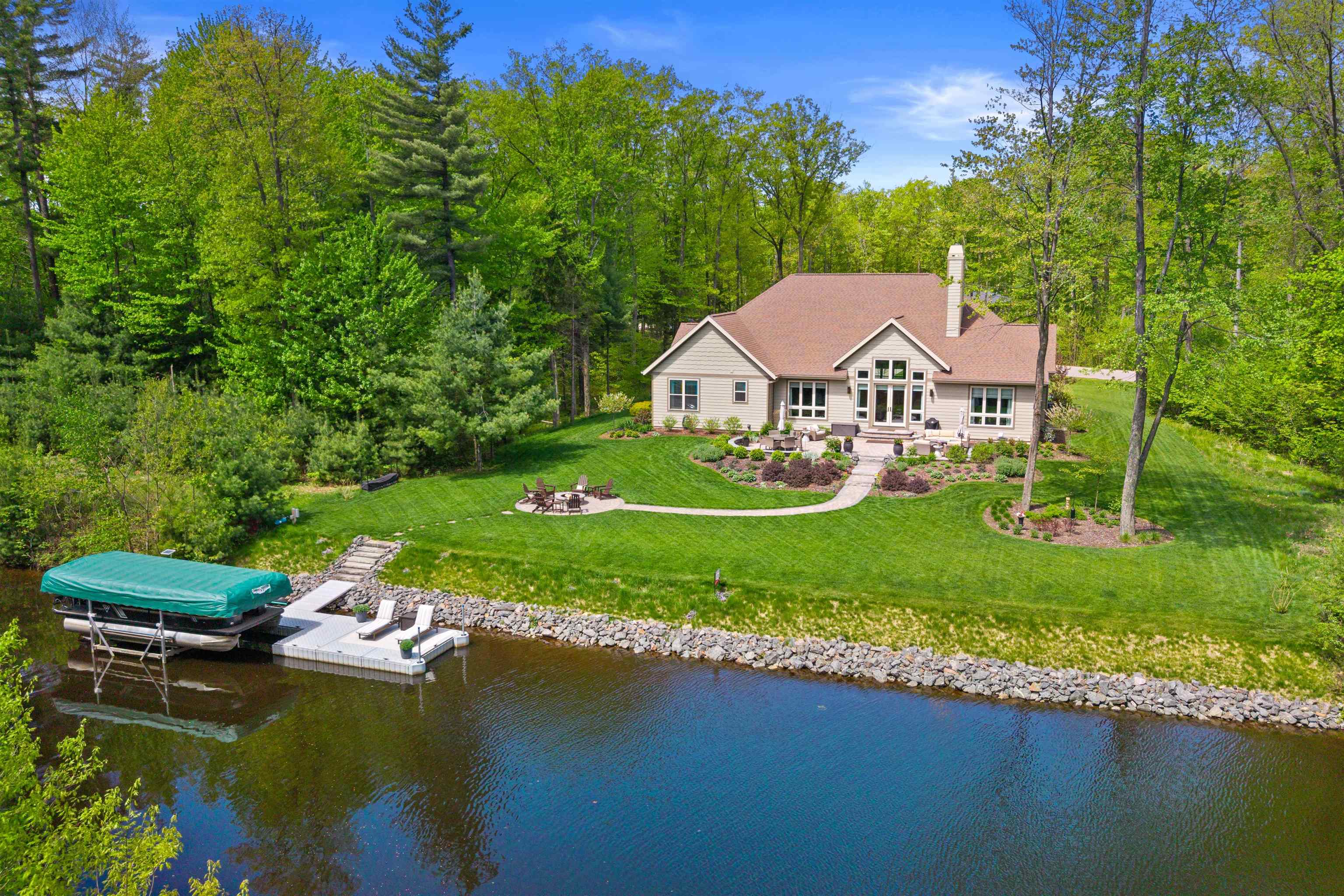 1243 BRIDGEVIEW DRIVE, Wisconsin Rapids, Wisconsin 54494, 4 Bedrooms Bedrooms, ,3 BathroomsBathrooms,Residential,For Sale,1243 BRIDGEVIEW DRIVE,22602227