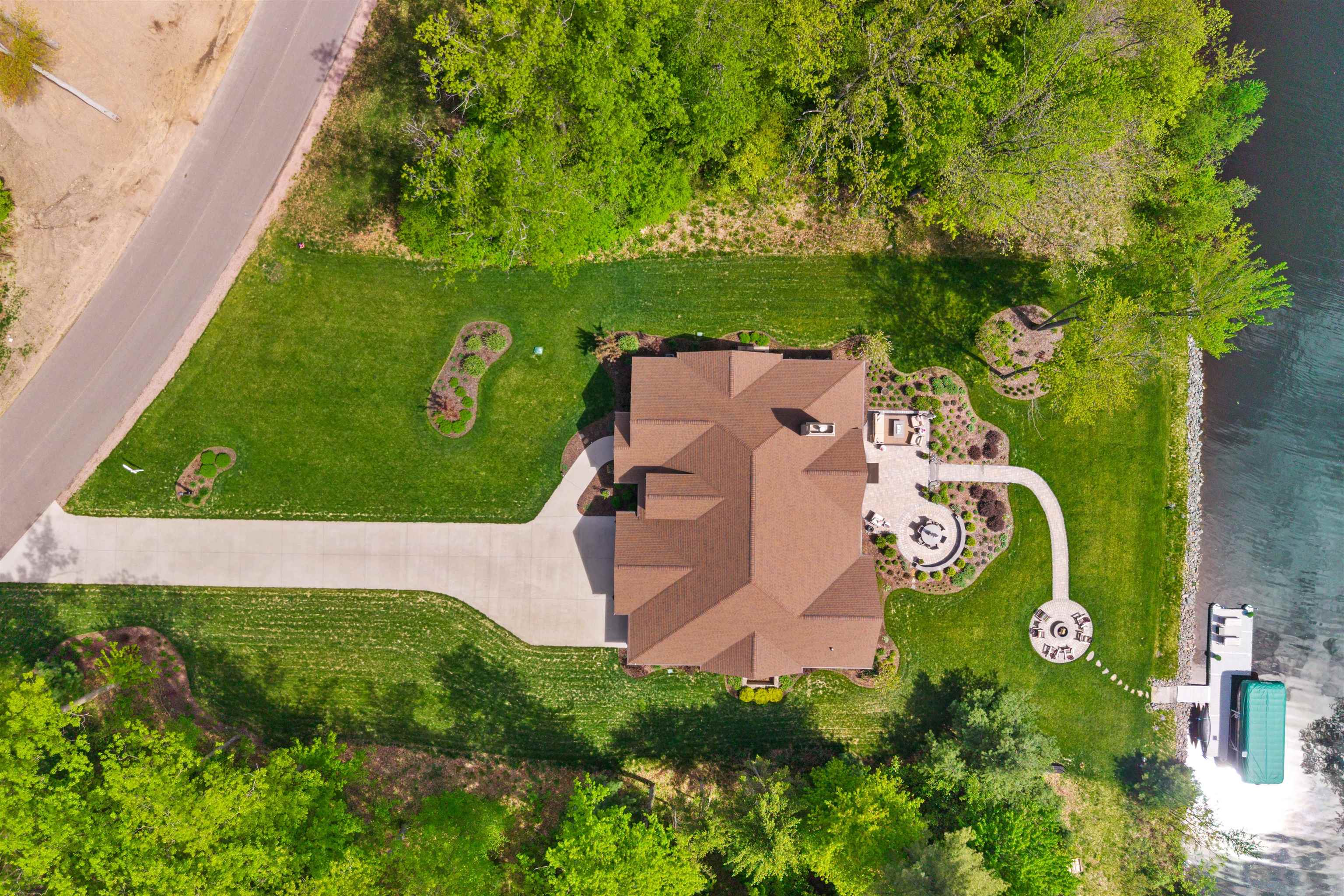 1243 BRIDGEVIEW DRIVE, Wisconsin Rapids, Wisconsin 54494, 4 Bedrooms Bedrooms, ,3 BathroomsBathrooms,Residential,For Sale,1243 BRIDGEVIEW DRIVE,22602227