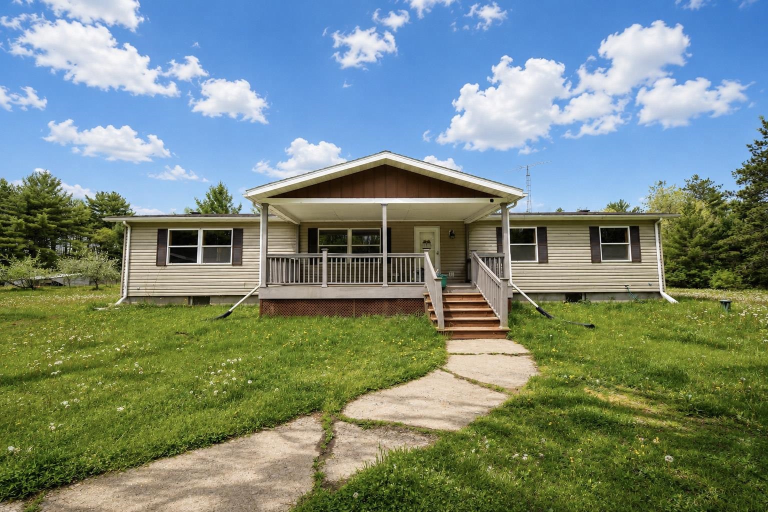 N768 CENTER ROAD, Merrill, Wisconsin 54452, 4 Bedrooms Bedrooms, ,2 BathroomsBathrooms,Residential,For Sale,N768 CENTER ROAD,22602229