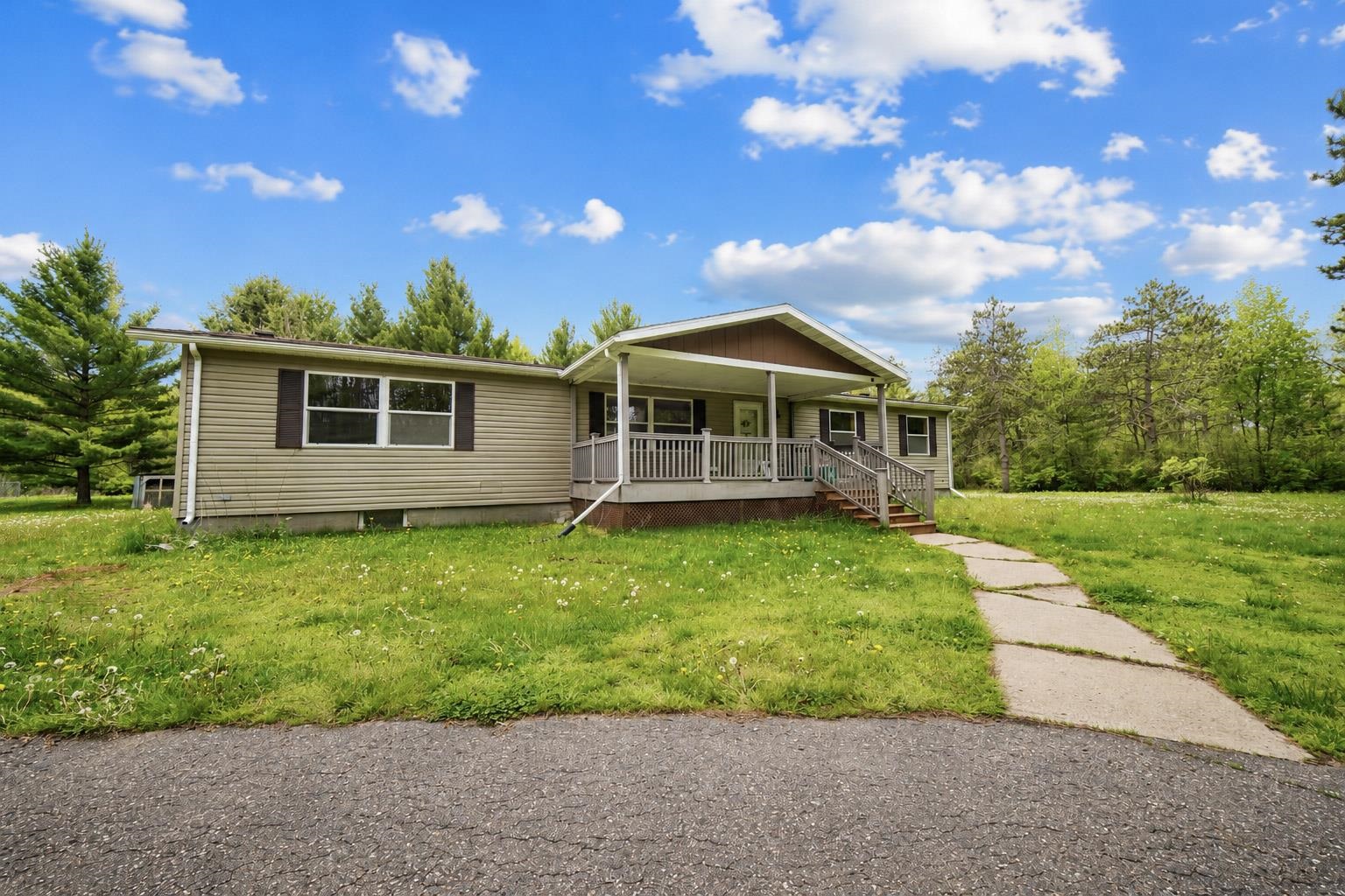 N768 CENTER ROAD, Merrill, Wisconsin 54452, 4 Bedrooms Bedrooms, ,2 BathroomsBathrooms,Residential,For Sale,N768 CENTER ROAD,22602229