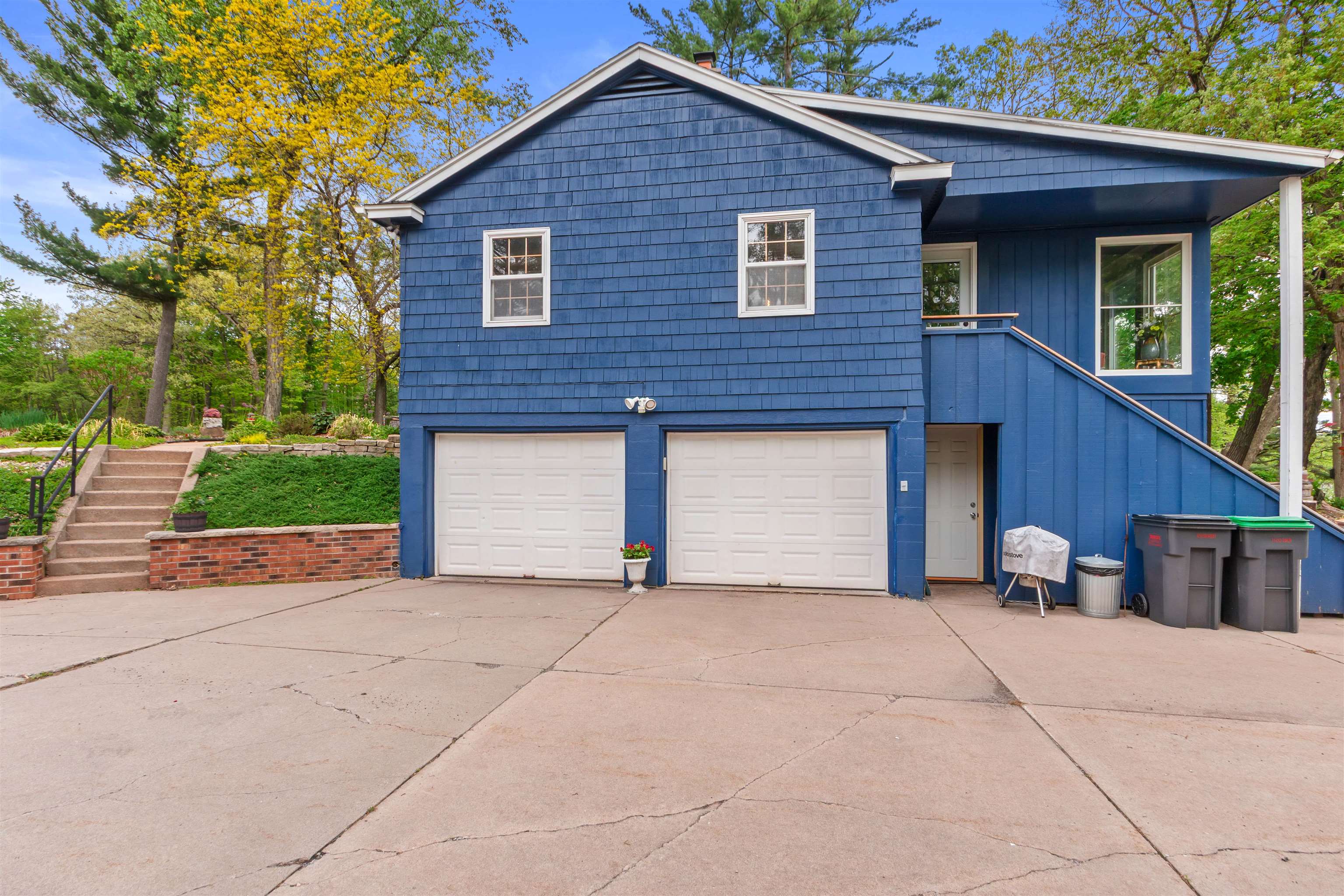1670 SPRING HILL LANE, Port Edwards, Wisconsin 54469, 4 Bedrooms Bedrooms, ,2 BathroomsBathrooms,Residential,For Sale,1670 SPRING HILL LANE,22602232