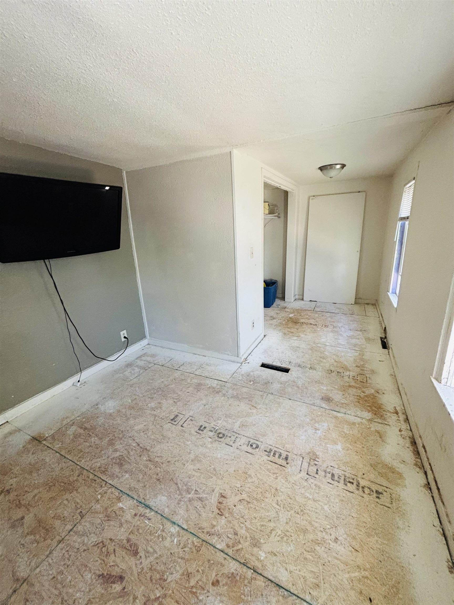 2142 STRONGS AVENUE, Stevens Point, Wisconsin 54481, 4 Bedrooms Bedrooms, ,1 BathroomBathrooms,Residential,For Sale,2142 STRONGS AVENUE,22602237