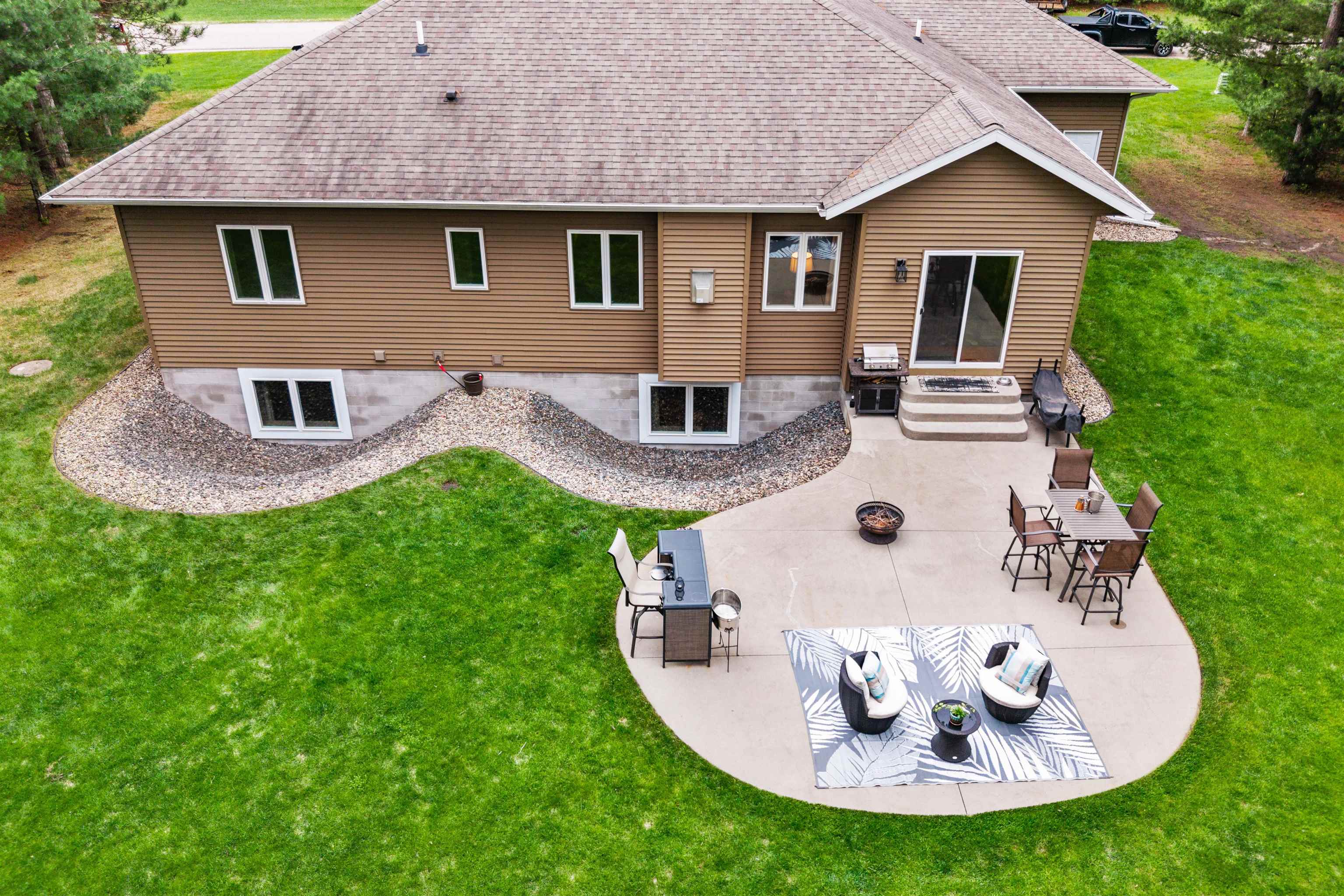 5111 PRAIRIE RIDGE DRIVE, Wisconsin Rapids, Wisconsin 54494, 4 Bedrooms Bedrooms, ,3 BathroomsBathrooms,Residential,For Sale,5111 PRAIRIE RIDGE DRIVE,22602240