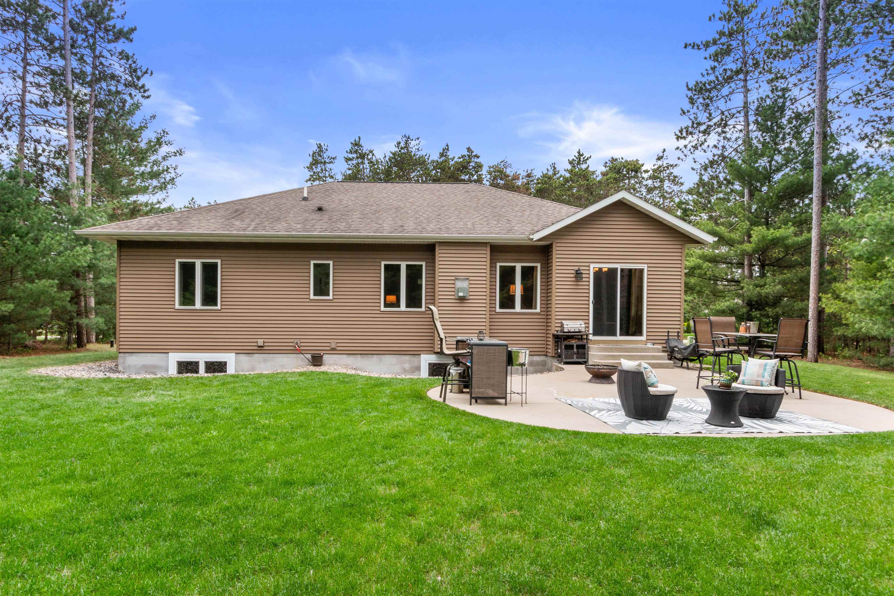 5111 PRAIRIE RIDGE DRIVE, Wisconsin Rapids, Wisconsin 54494, 4 Bedrooms Bedrooms, ,3 BathroomsBathrooms,Residential,For Sale,5111 PRAIRIE RIDGE DRIVE,22602240