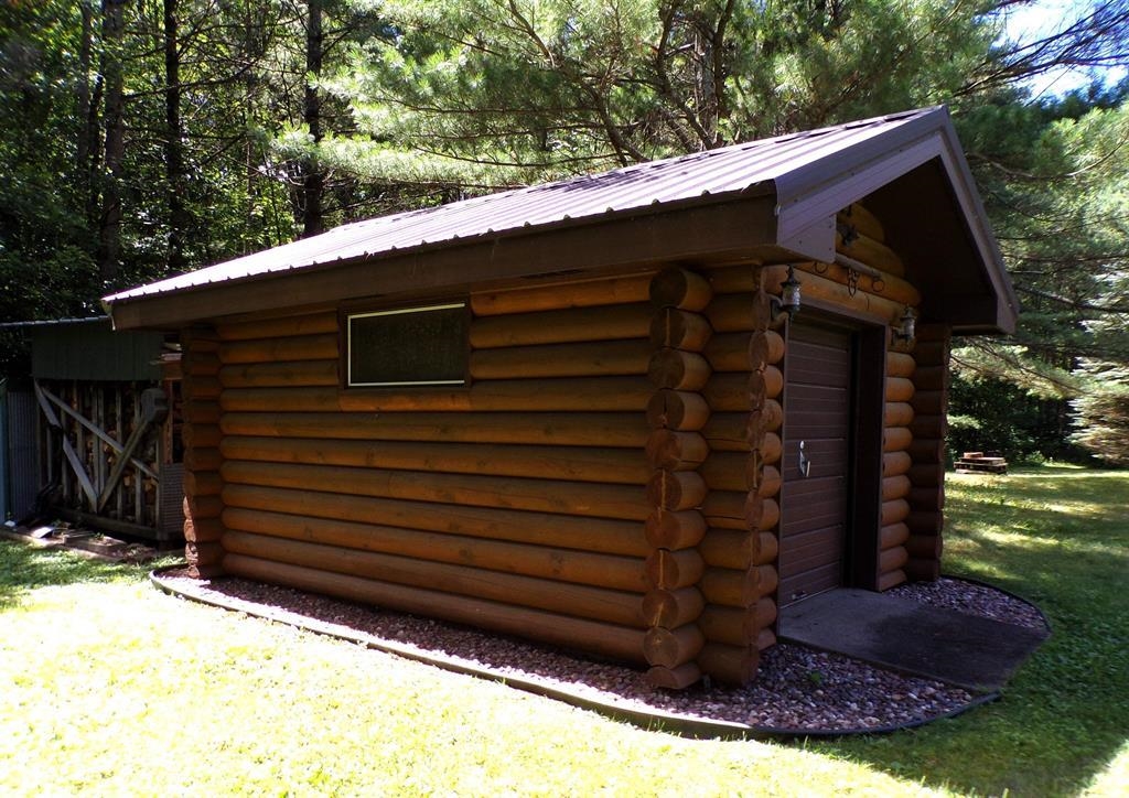 W11515 STATE HIGHWAY 95, ALMA CENTER, Wisconsin 54611, 2 Bedrooms Bedrooms, ,1 BathroomBathrooms,Residential,For Sale,W11515 STATE HIGHWAY 95,22602241