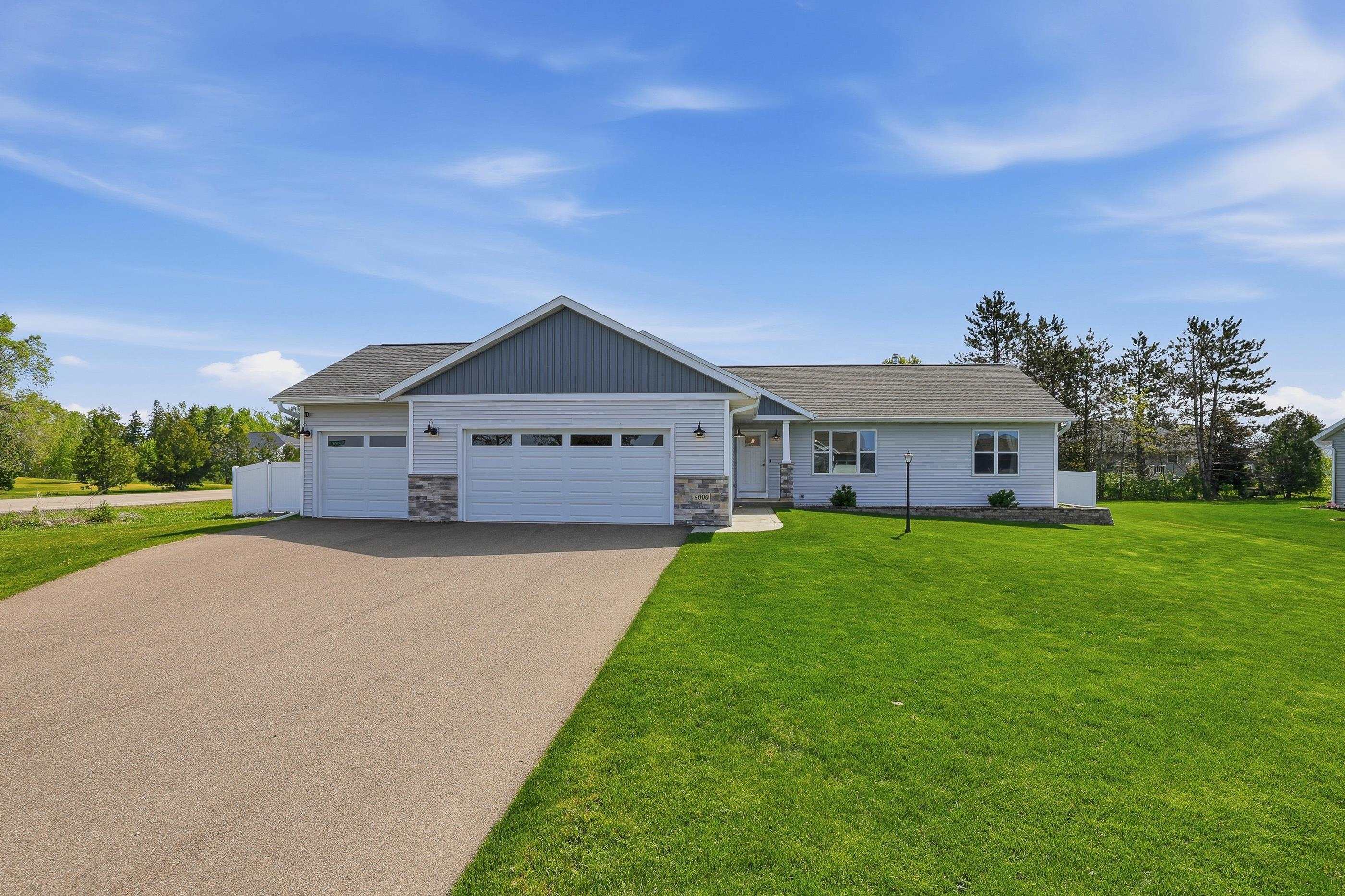 4000 HANOVER STREET, Plover, Wisconsin 54467, 4 Bedrooms Bedrooms, ,2 BathroomsBathrooms,Residential,For Sale,4000 HANOVER STREET,22602242