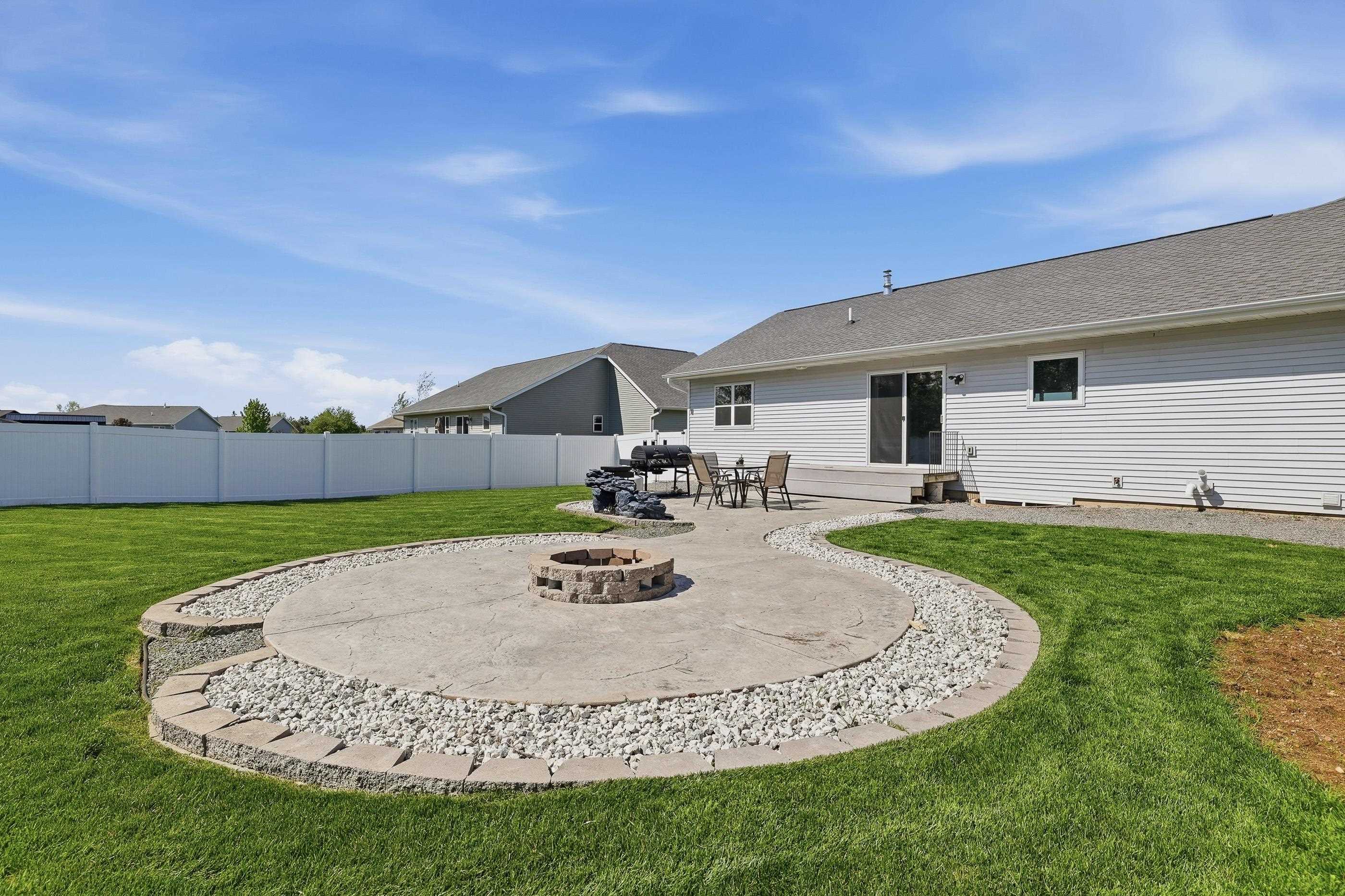 4000 HANOVER STREET, Plover, Wisconsin 54467, 4 Bedrooms Bedrooms, ,2 BathroomsBathrooms,Residential,For Sale,4000 HANOVER STREET,22602242