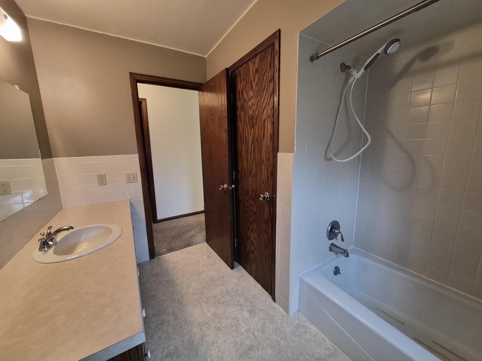 1300 E 20TH STREET, Marshfield, Wisconsin 54449, 3 Bedrooms Bedrooms, ,1 BathroomBathrooms,Residential,For Sale,1300 E 20TH STREET,22602243
