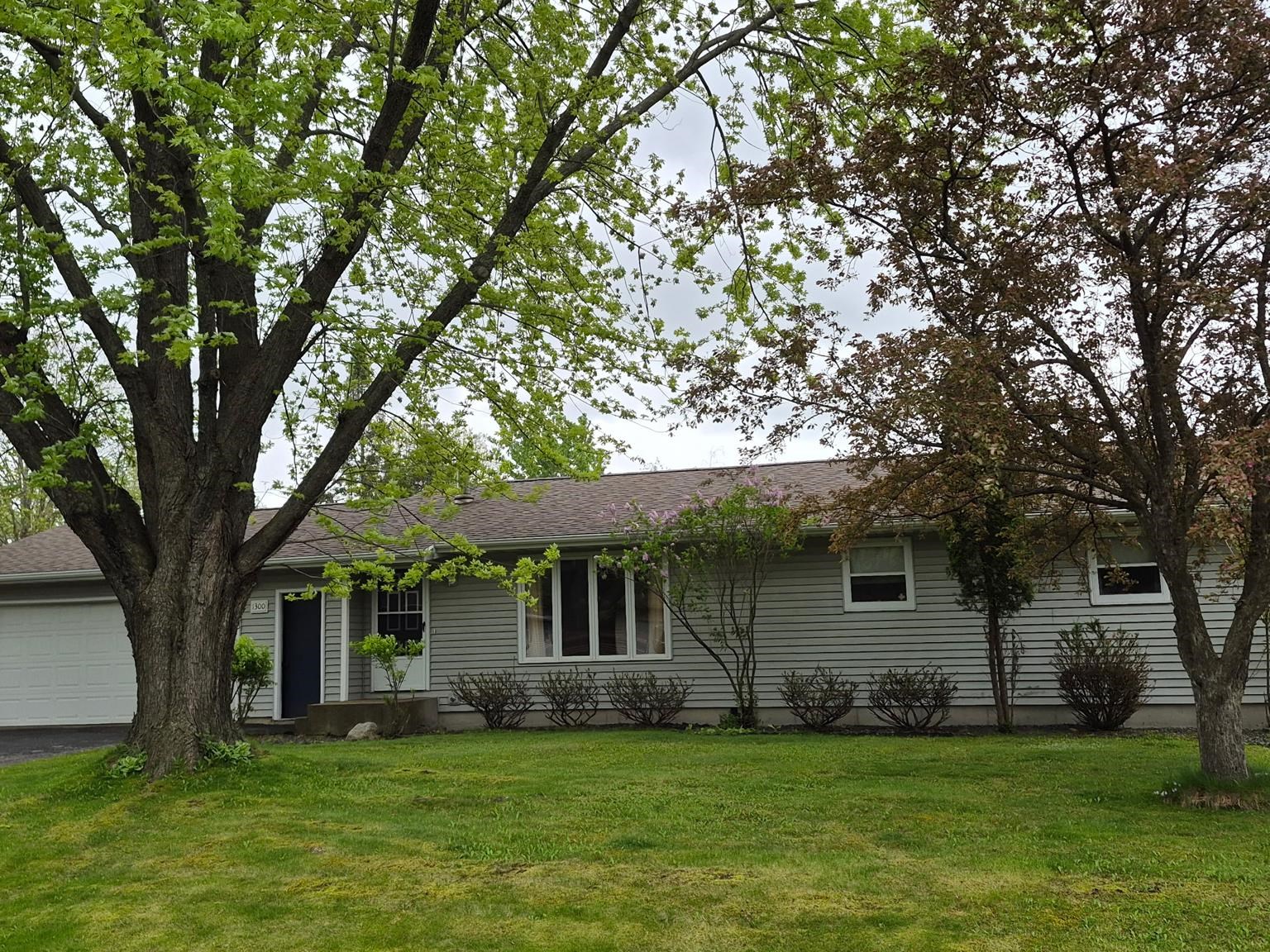 1300 E 20TH STREET, Marshfield, Wisconsin 54449, 3 Bedrooms Bedrooms, ,1 BathroomBathrooms,Residential,For Sale,1300 E 20TH STREET,22602243