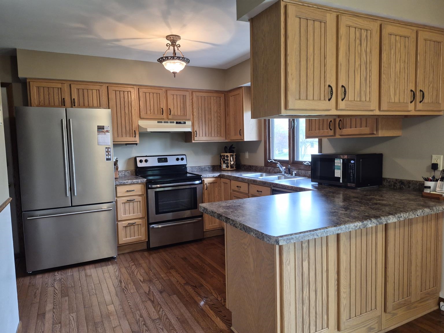 1300 E 20TH STREET, Marshfield, Wisconsin 54449, 3 Bedrooms Bedrooms, ,1 BathroomBathrooms,Residential,For Sale,1300 E 20TH STREET,22602243