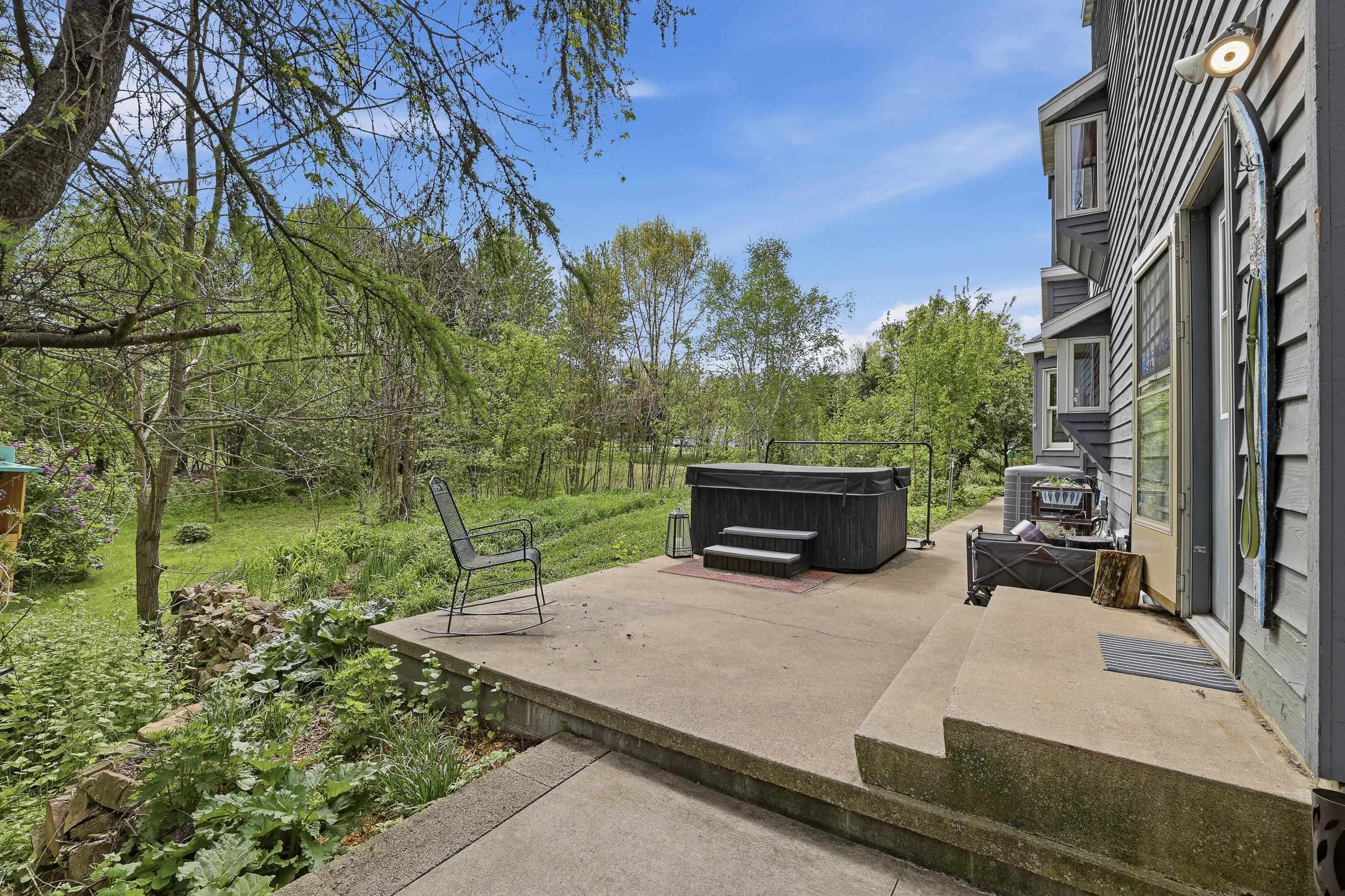 952 W RIVER ROAD, Mosinee, Wisconsin 54455, 4 Bedrooms Bedrooms, ,3 BathroomsBathrooms,Residential,For Sale,952 W RIVER ROAD,22602247
