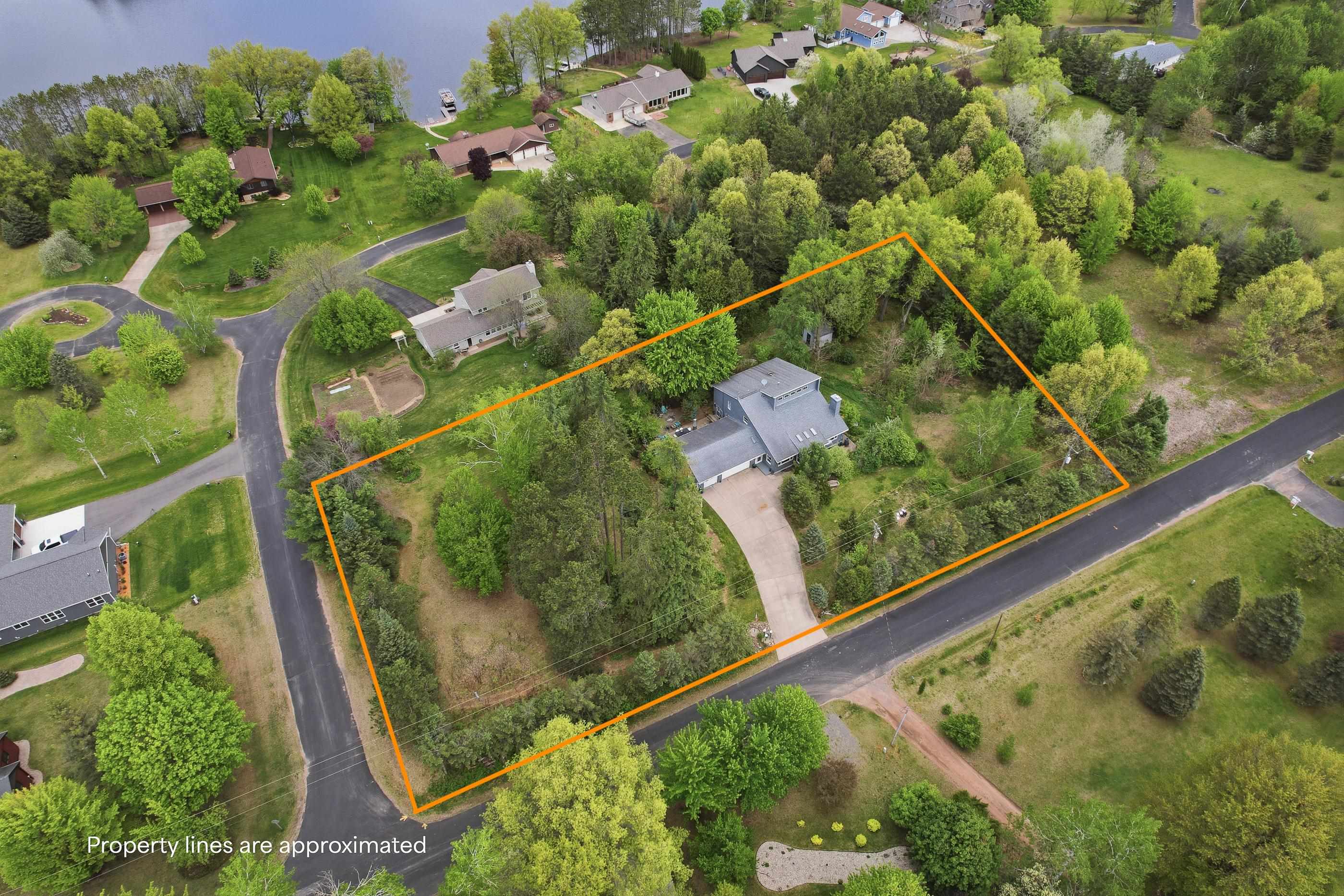 952 W RIVER ROAD, Mosinee, Wisconsin 54455, 4 Bedrooms Bedrooms, ,3 BathroomsBathrooms,Residential,For Sale,952 W RIVER ROAD,22602247