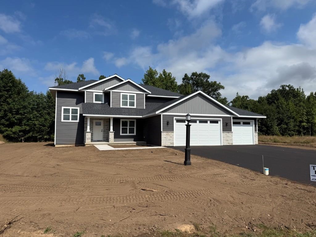 570 Amberwood Way, Plover, Wisconsin 54467, 3 Bedrooms Bedrooms, ,3 BathroomsBathrooms,Residential,For Sale,570 Amberwood Way,22602251
