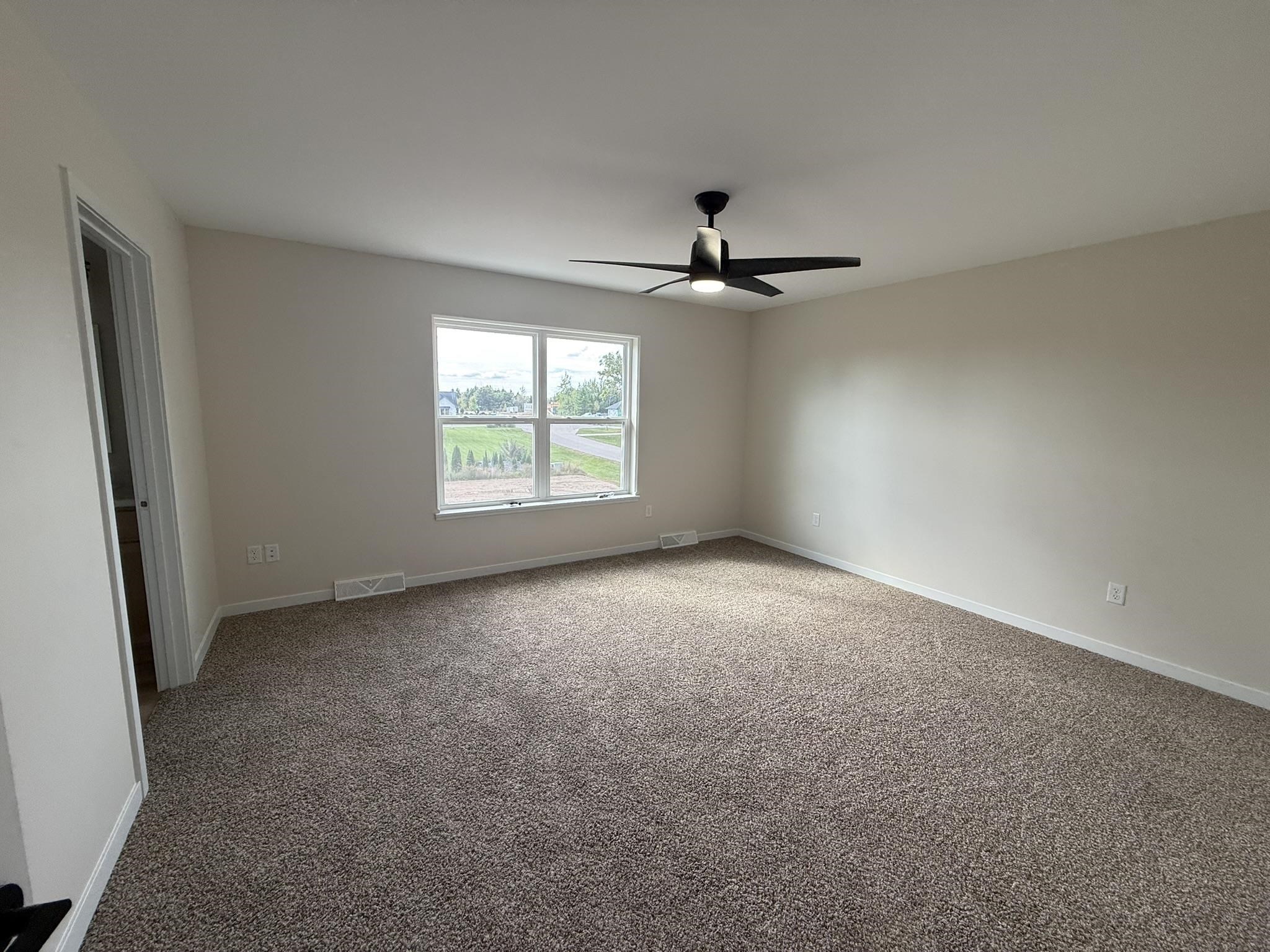 561 Amberwood Way, Plover, Wisconsin 54467, 3 Bedrooms Bedrooms, ,2 BathroomsBathrooms,Residential,For Sale,561 Amberwood Way,22602253