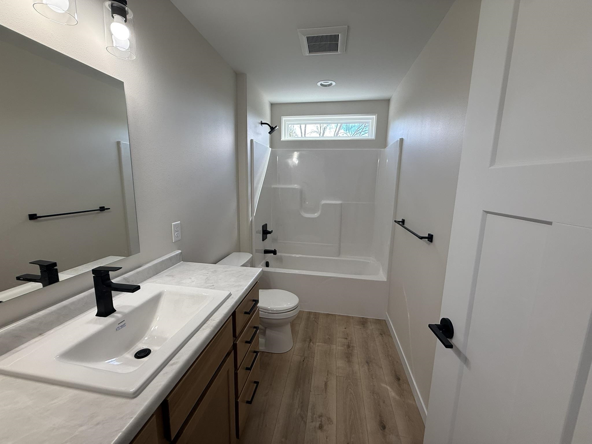 561 Amberwood Way, Plover, Wisconsin 54467, 3 Bedrooms Bedrooms, ,2 BathroomsBathrooms,Residential,For Sale,561 Amberwood Way,22602253