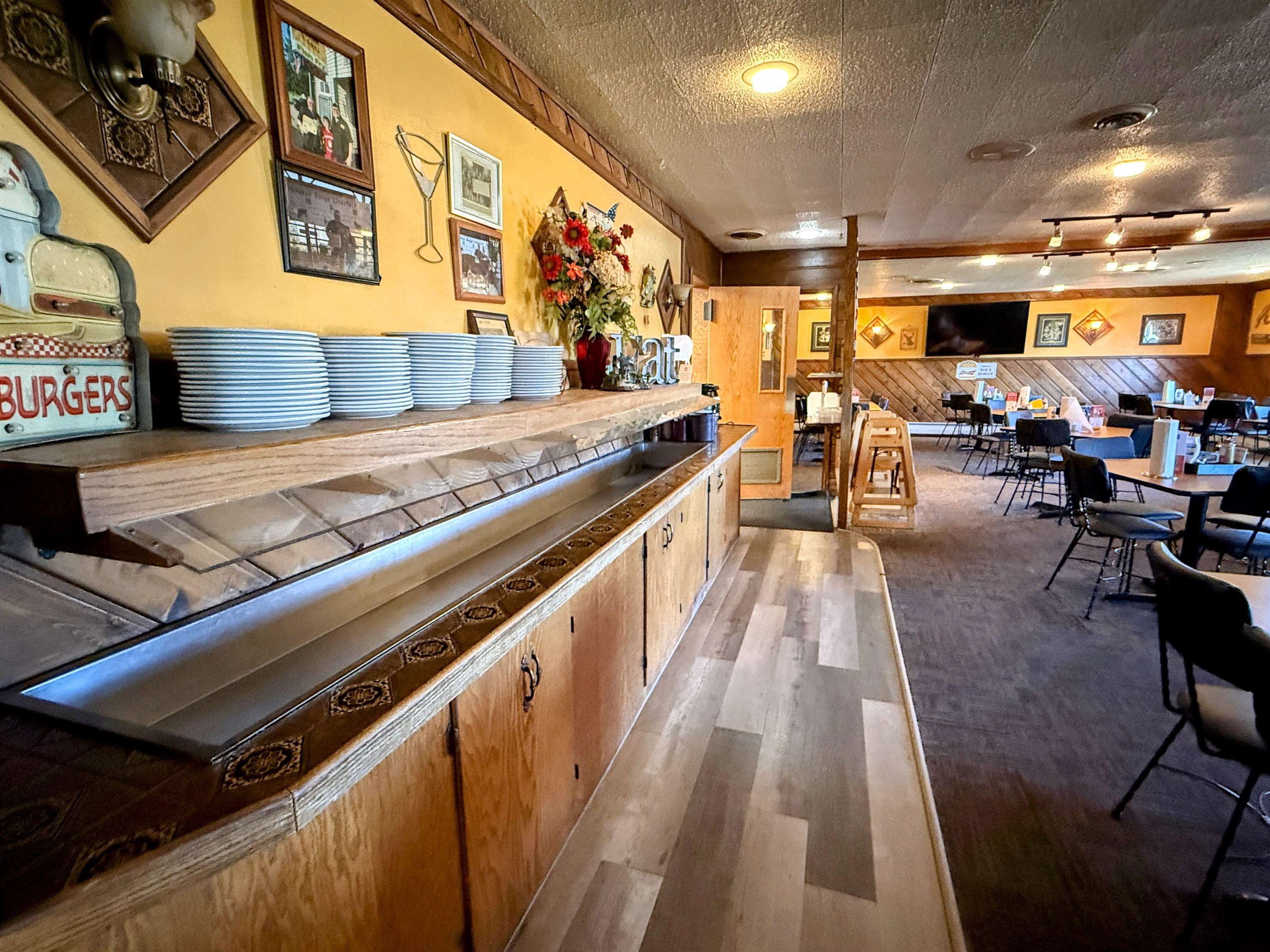784 N LAKE AVENUE, Phillips, Wisconsin 54555, ,Commercial/industrial,For Sale,784 N LAKE AVENUE,22602259
