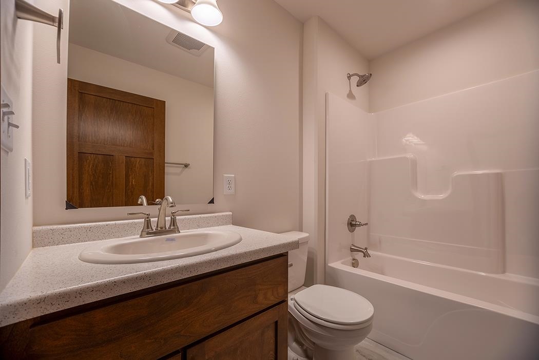 701 S Lasalle Street, Spencer, Wisconsin 54479, 3 Bedrooms Bedrooms, ,2 BathroomsBathrooms,Residential,For Sale,701 S Lasalle Street,22602260