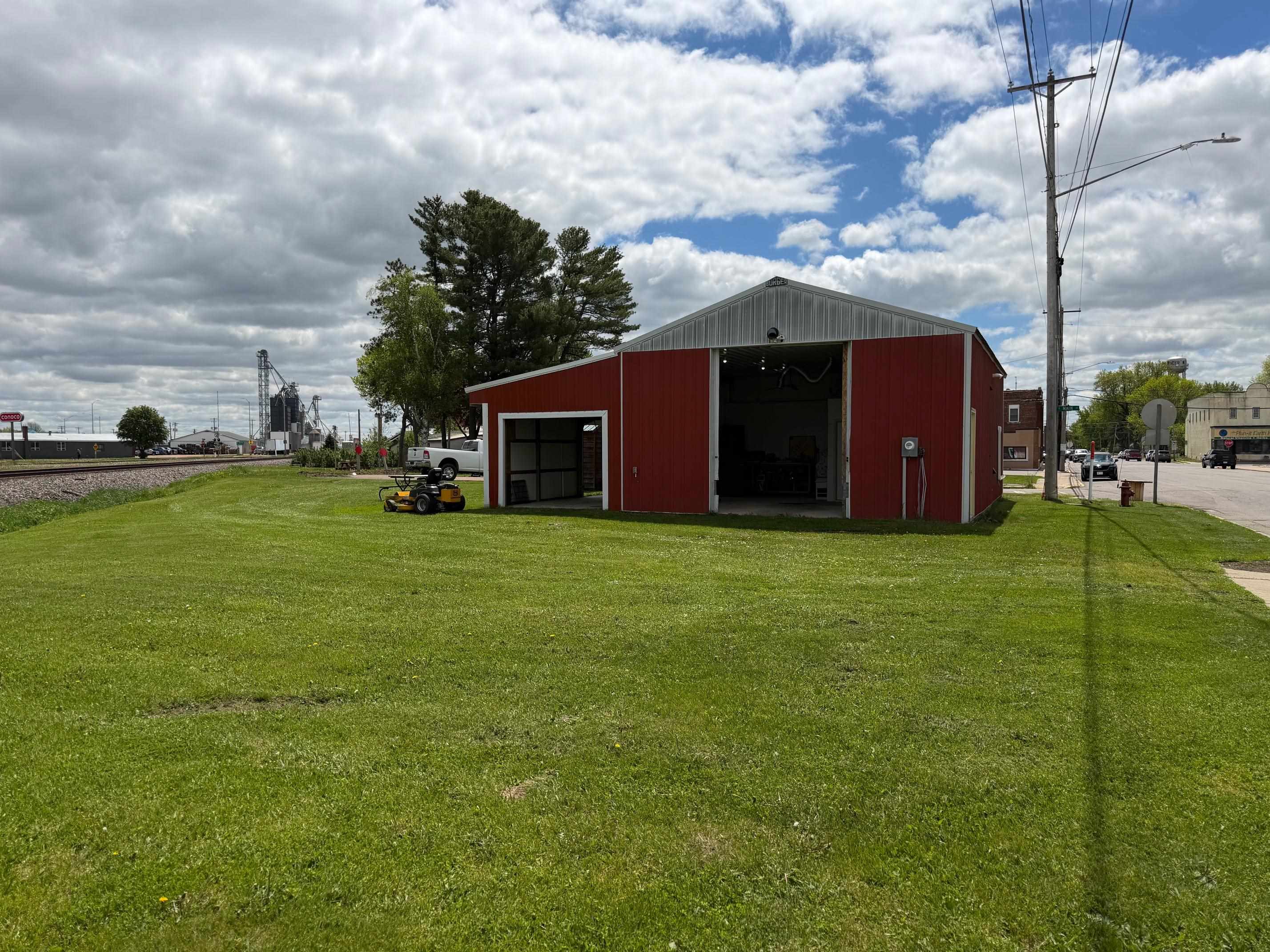 102 E MAIN STREET, Spencer, Wisconsin 54479, 1 Bedroom Bedrooms, ,1 BathroomBathrooms,Residential,For Sale,102 E MAIN STREET,22602265