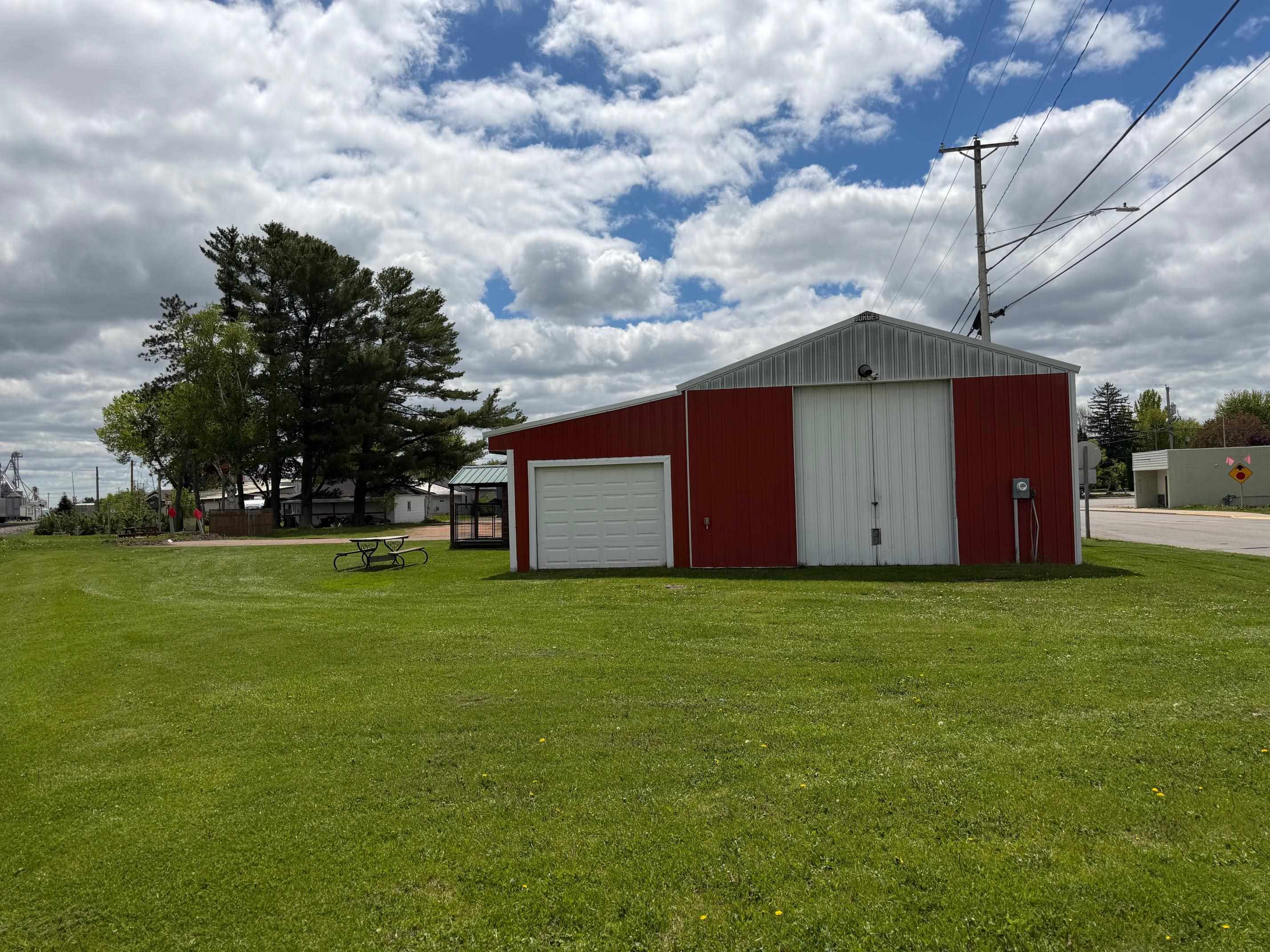 102 E MAIN STREET, Spencer, Wisconsin 54479, 1 Bedroom Bedrooms, ,1 BathroomBathrooms,Residential,For Sale,102 E MAIN STREET,22602265