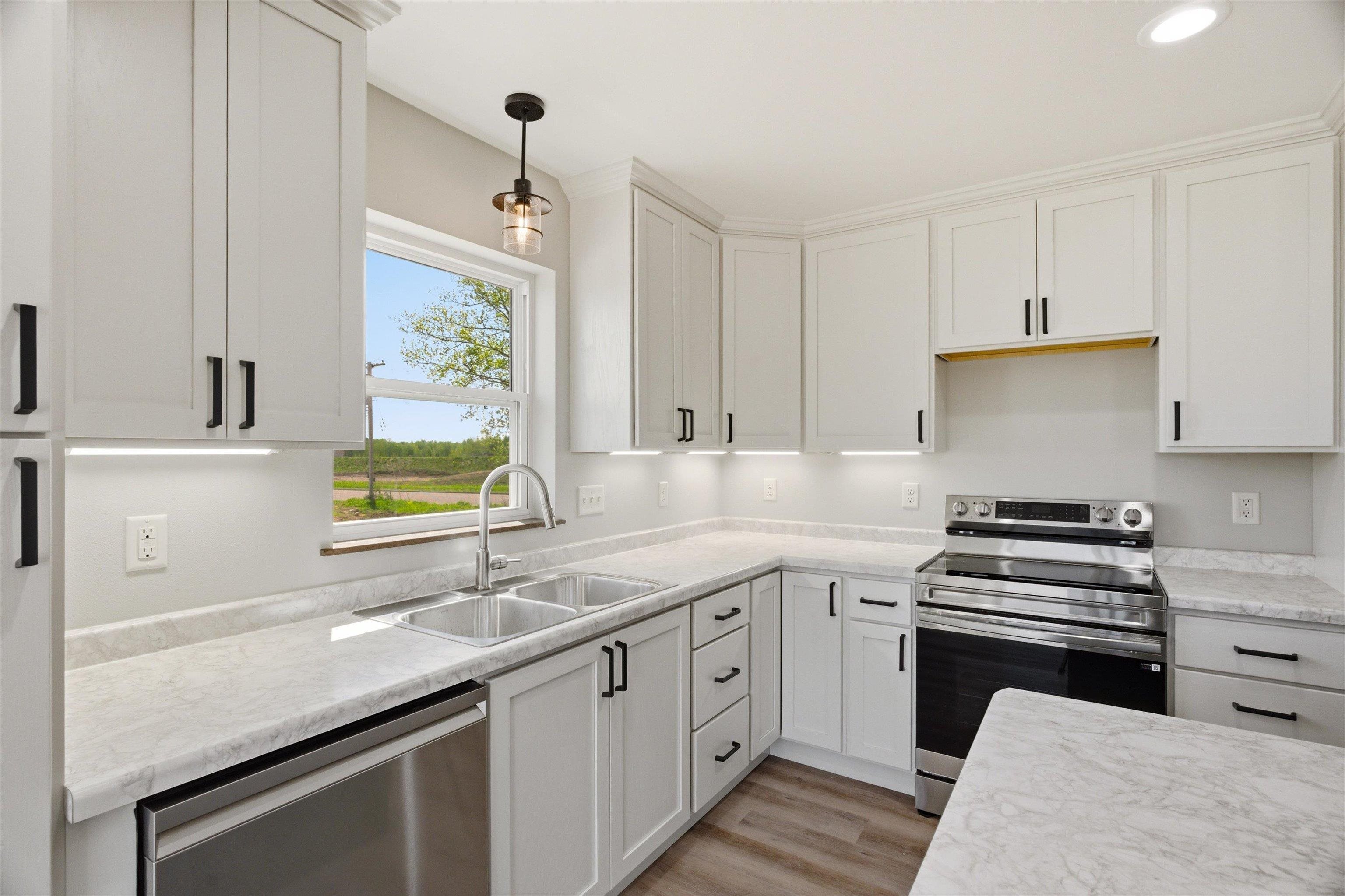 711 PEP'S DRIVE, Medford, Wisconsin 54451, 4 Bedrooms Bedrooms, ,3 BathroomsBathrooms,Residential,For Sale,711 PEP'S DRIVE,22602270