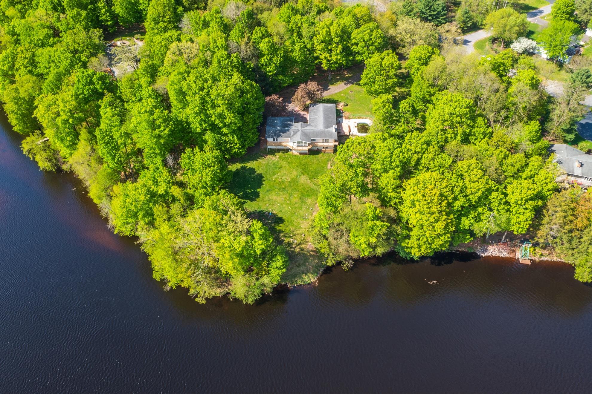 2611 BAYSHORE DRIVE, Wausau, Wisconsin 54401, 4 Bedrooms Bedrooms, ,2 BathroomsBathrooms,Residential,For Sale,2611 BAYSHORE DRIVE,22602272