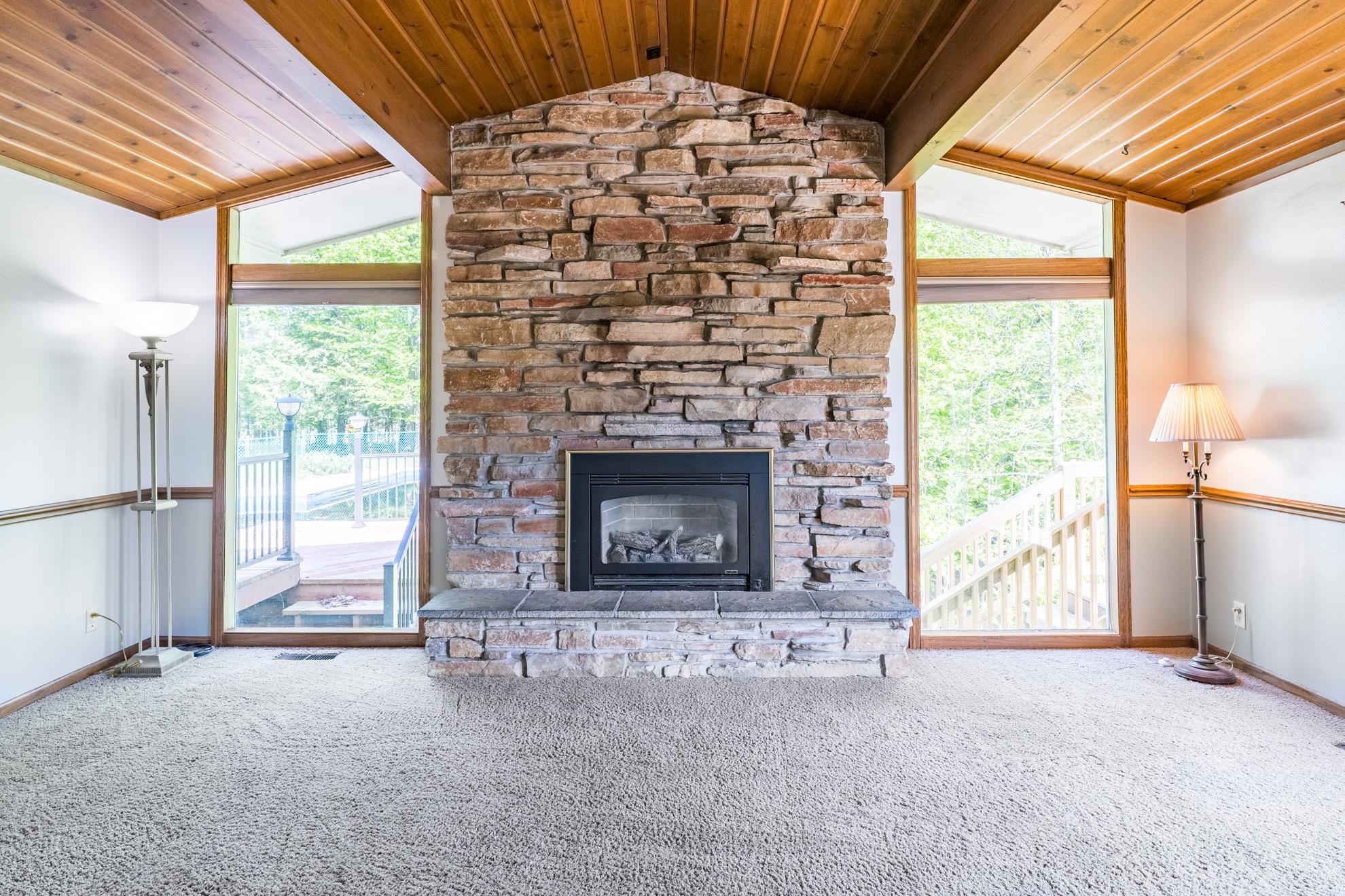2611 BAYSHORE DRIVE, Wausau, Wisconsin 54401, 4 Bedrooms Bedrooms, ,2 BathroomsBathrooms,Residential,For Sale,2611 BAYSHORE DRIVE,22602272
