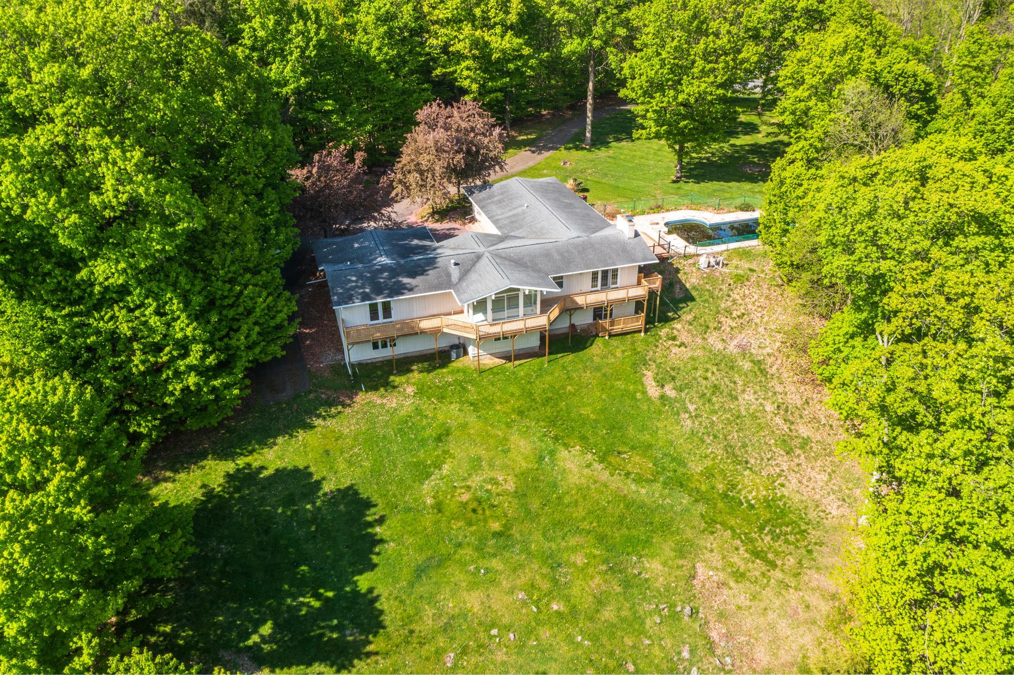 2611 BAYSHORE DRIVE, Wausau, Wisconsin 54401, 4 Bedrooms Bedrooms, ,2 BathroomsBathrooms,Residential,For Sale,2611 BAYSHORE DRIVE,22602272