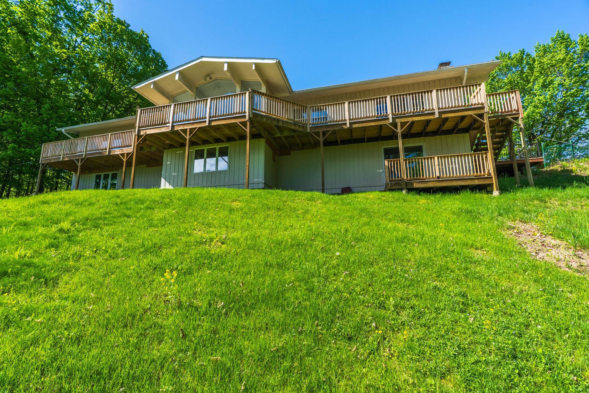 2611 BAYSHORE DRIVE, Wausau, Wisconsin 54401, 4 Bedrooms Bedrooms, ,2 BathroomsBathrooms,Residential,For Sale,2611 BAYSHORE DRIVE,22602272