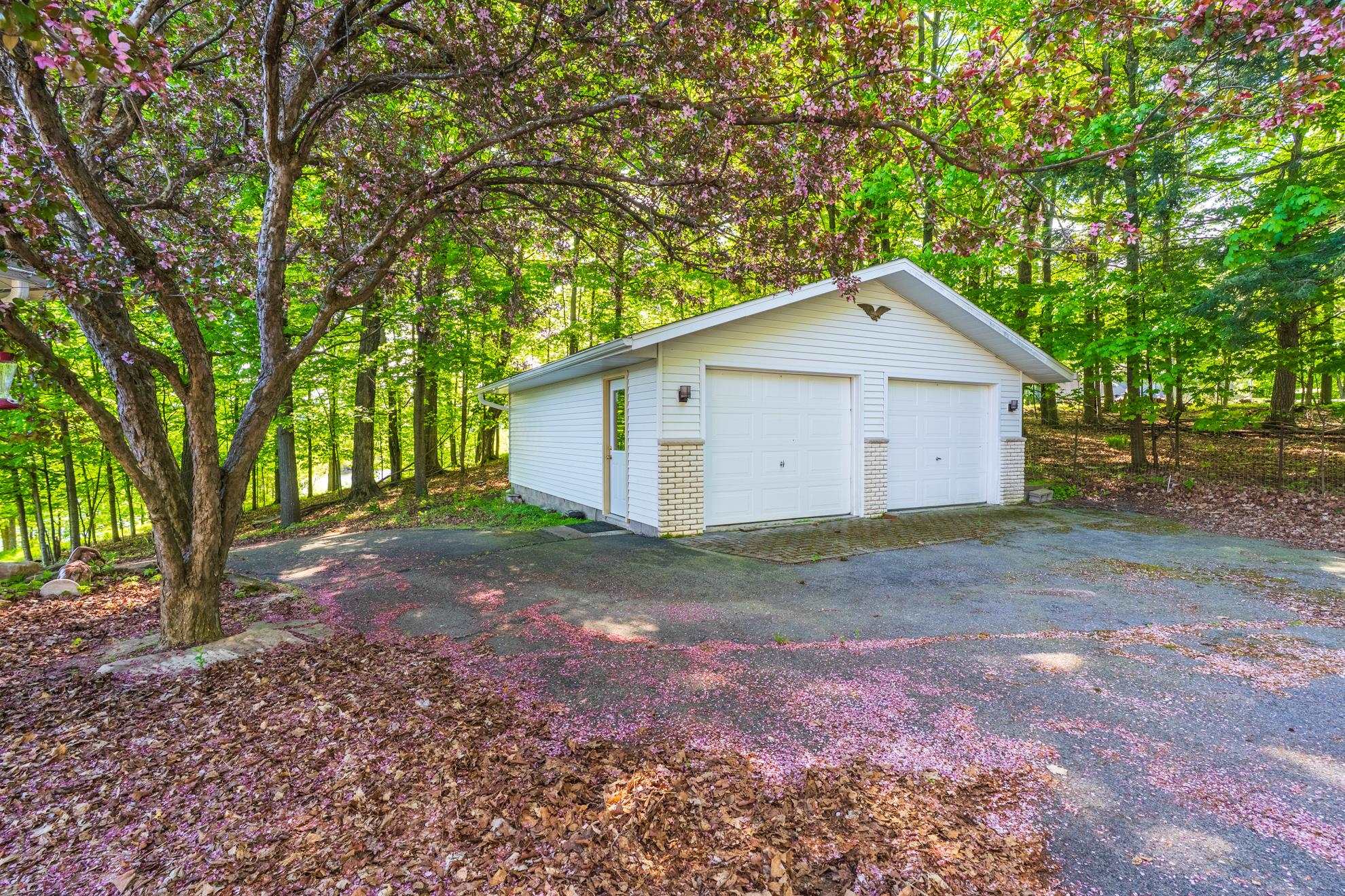 2611 BAYSHORE DRIVE, Wausau, Wisconsin 54401, 4 Bedrooms Bedrooms, ,2 BathroomsBathrooms,Residential,For Sale,2611 BAYSHORE DRIVE,22602272