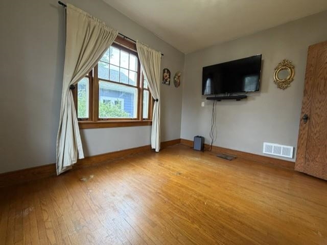1203 ROYALTON STREET, Waupaca, Wisconsin 54981, 3 Bedrooms Bedrooms, ,1 BathroomBathrooms,Residential,For Sale,1203 ROYALTON STREET,22602273