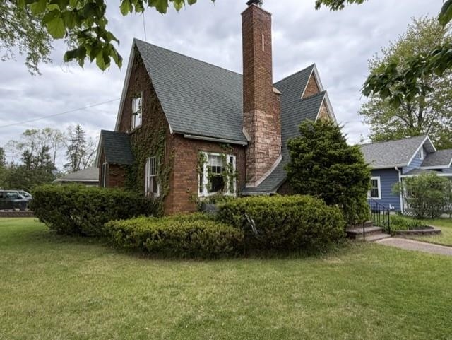 1203 ROYALTON STREET, Waupaca, Wisconsin 54981, 3 Bedrooms Bedrooms, ,1 BathroomBathrooms,Residential,For Sale,1203 ROYALTON STREET,22602273