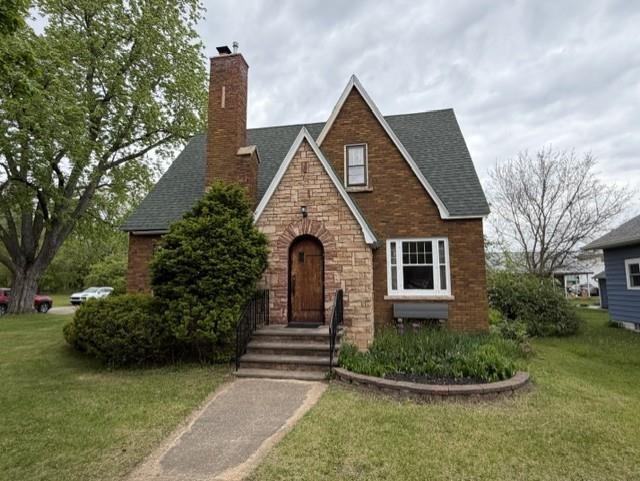 1203 ROYALTON STREET, Waupaca, Wisconsin 54981, 3 Bedrooms Bedrooms, ,1 BathroomBathrooms,Residential,For Sale,1203 ROYALTON STREET,22602273