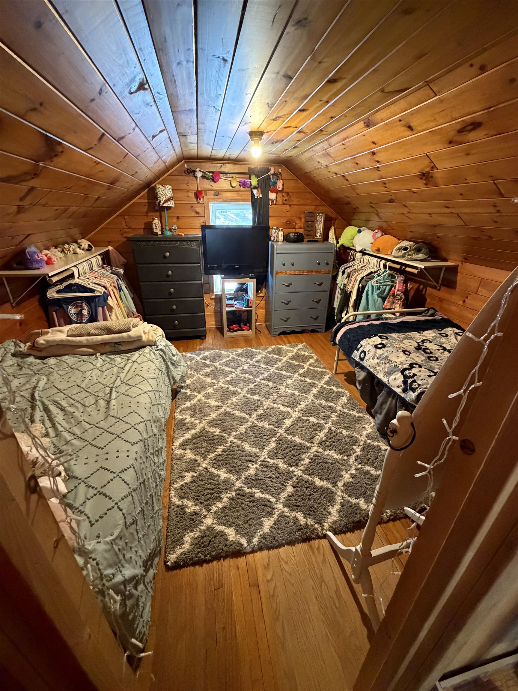 609 W MINER AVENUE, Ladysmith, Wisconsin 54848, 3 Bedrooms Bedrooms, ,1 BathroomBathrooms,Residential,For Sale,609 W MINER AVENUE,22602275