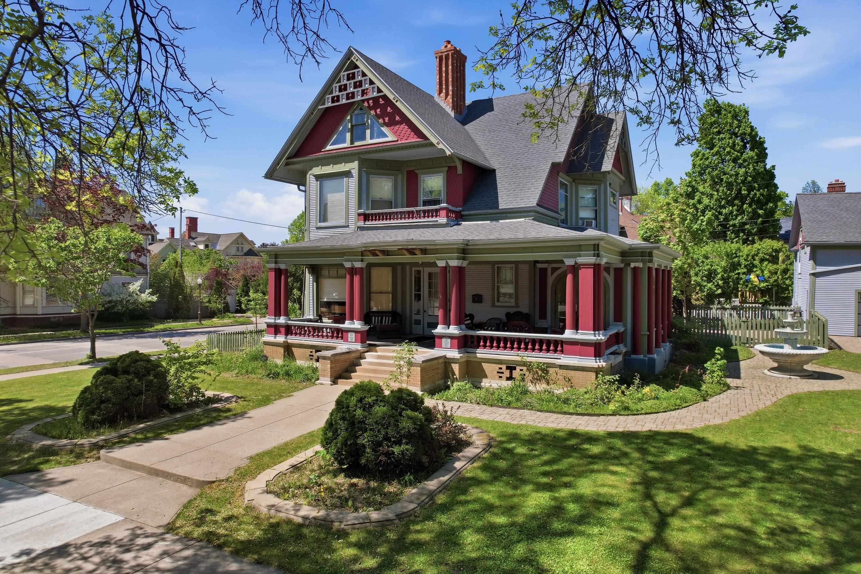 504 FRANKLIN STREET, Wausau, Wisconsin 54403, 6 Bedrooms Bedrooms, ,3 BathroomsBathrooms,Residential,For Sale,504 FRANKLIN STREET,22602277
