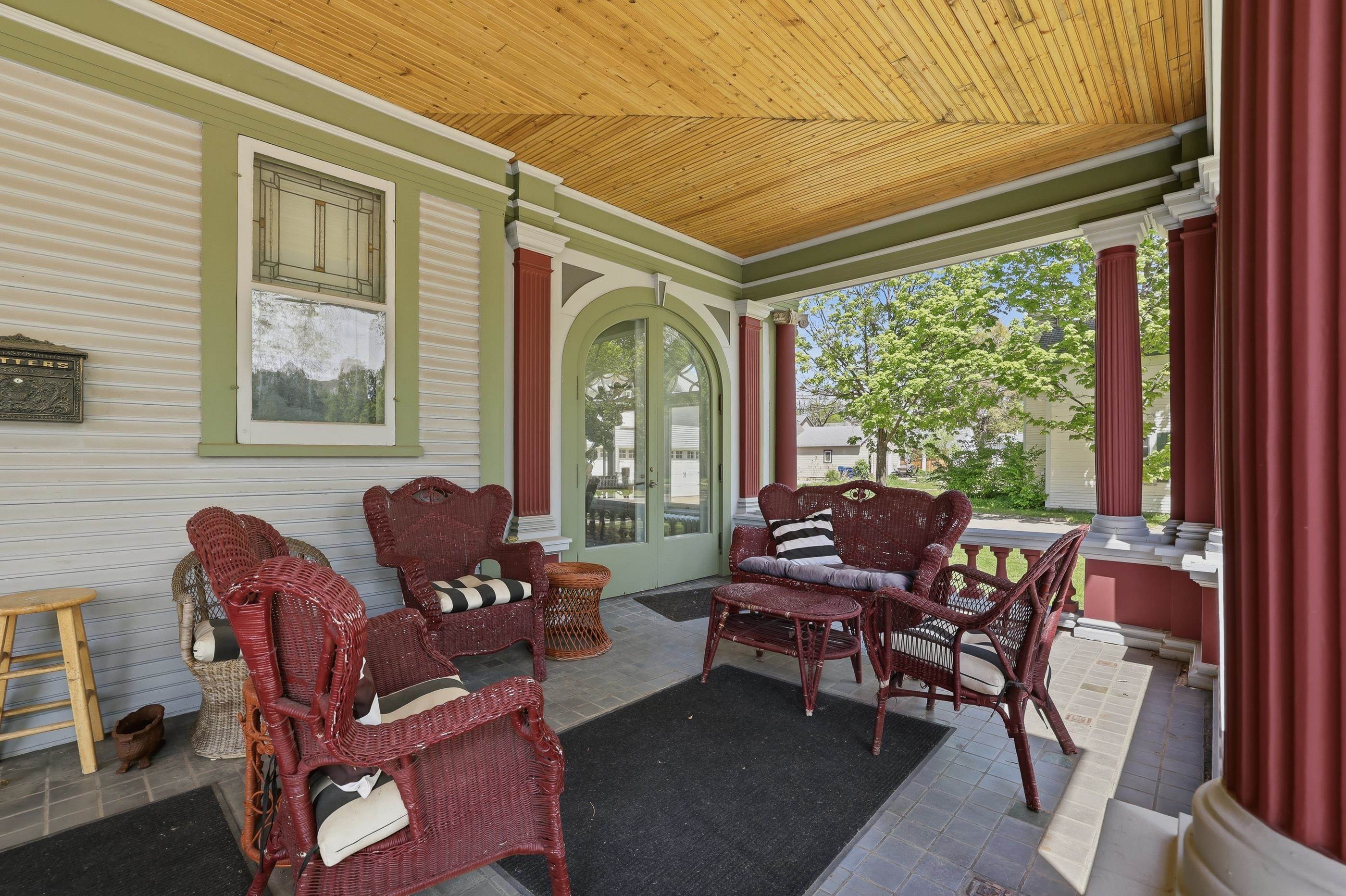 504 FRANKLIN STREET, Wausau, Wisconsin 54403, 6 Bedrooms Bedrooms, ,3 BathroomsBathrooms,Residential,For Sale,504 FRANKLIN STREET,22602277