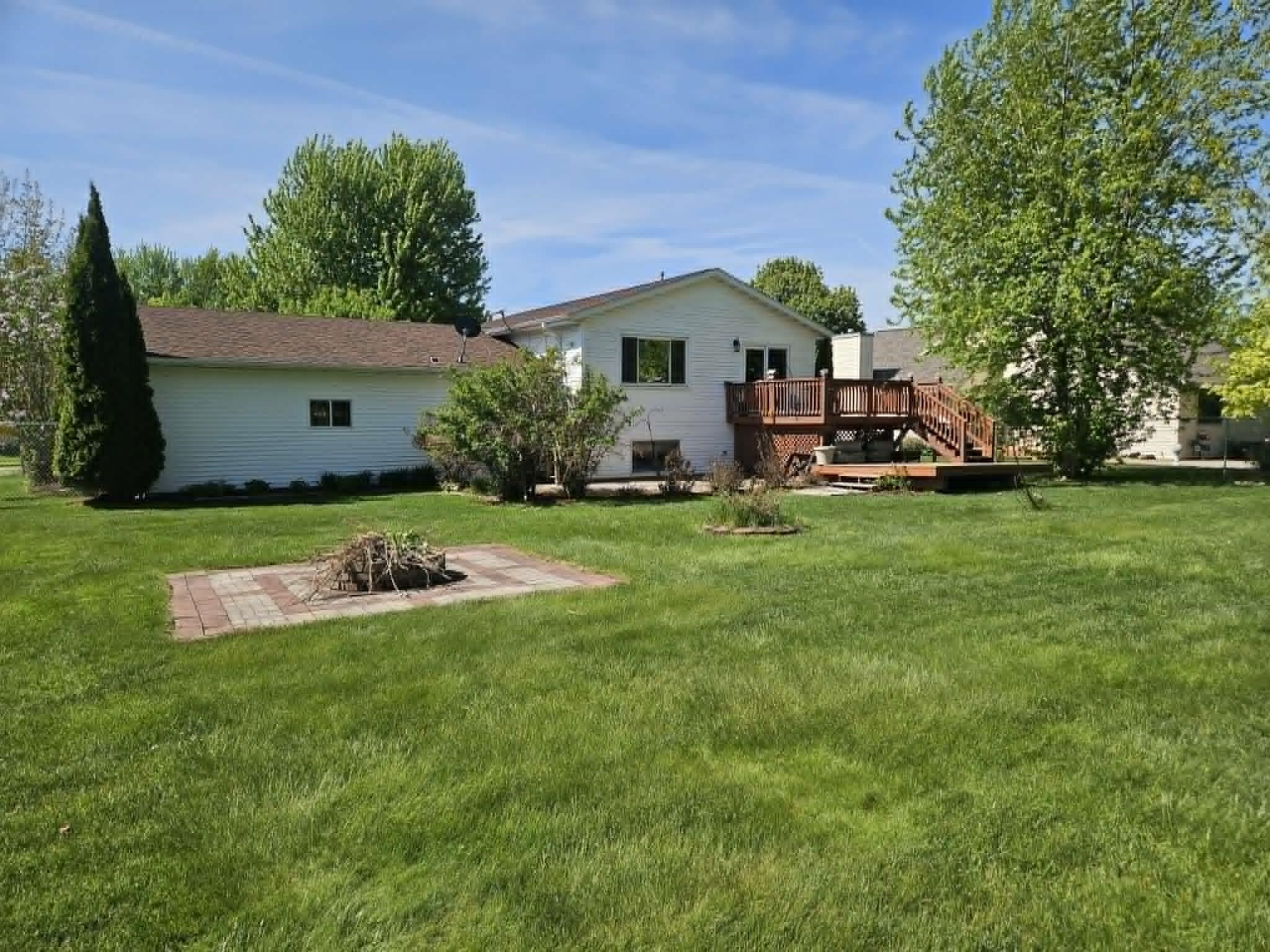 513 W 12TH STREET, Marshfield, Wisconsin 54449, 4 Bedrooms Bedrooms, ,2 BathroomsBathrooms,Residential,For Sale,513 W 12TH STREET,22602283
