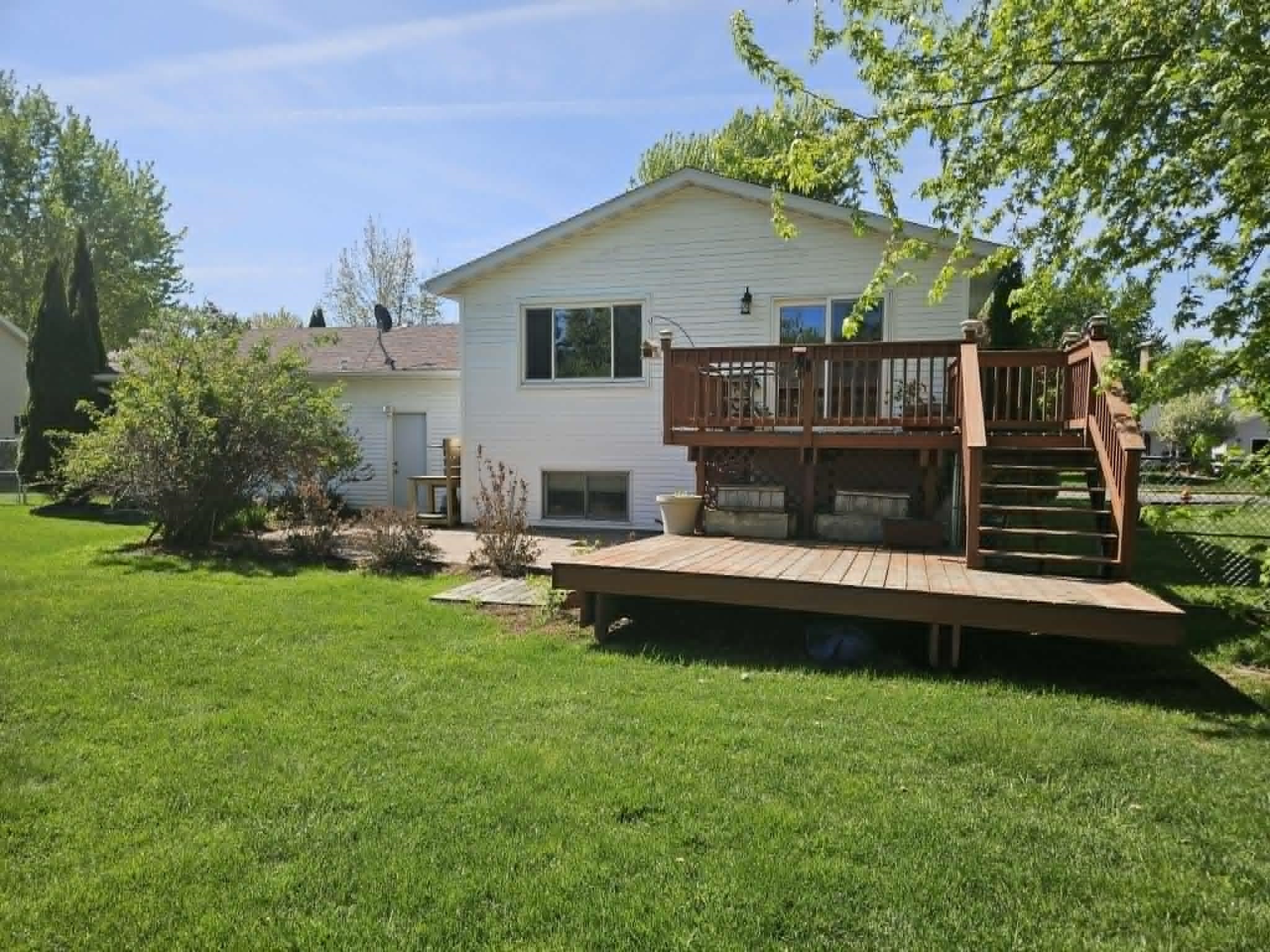 513 W 12TH STREET, Marshfield, Wisconsin 54449, 4 Bedrooms Bedrooms, ,2 BathroomsBathrooms,Residential,For Sale,513 W 12TH STREET,22602283
