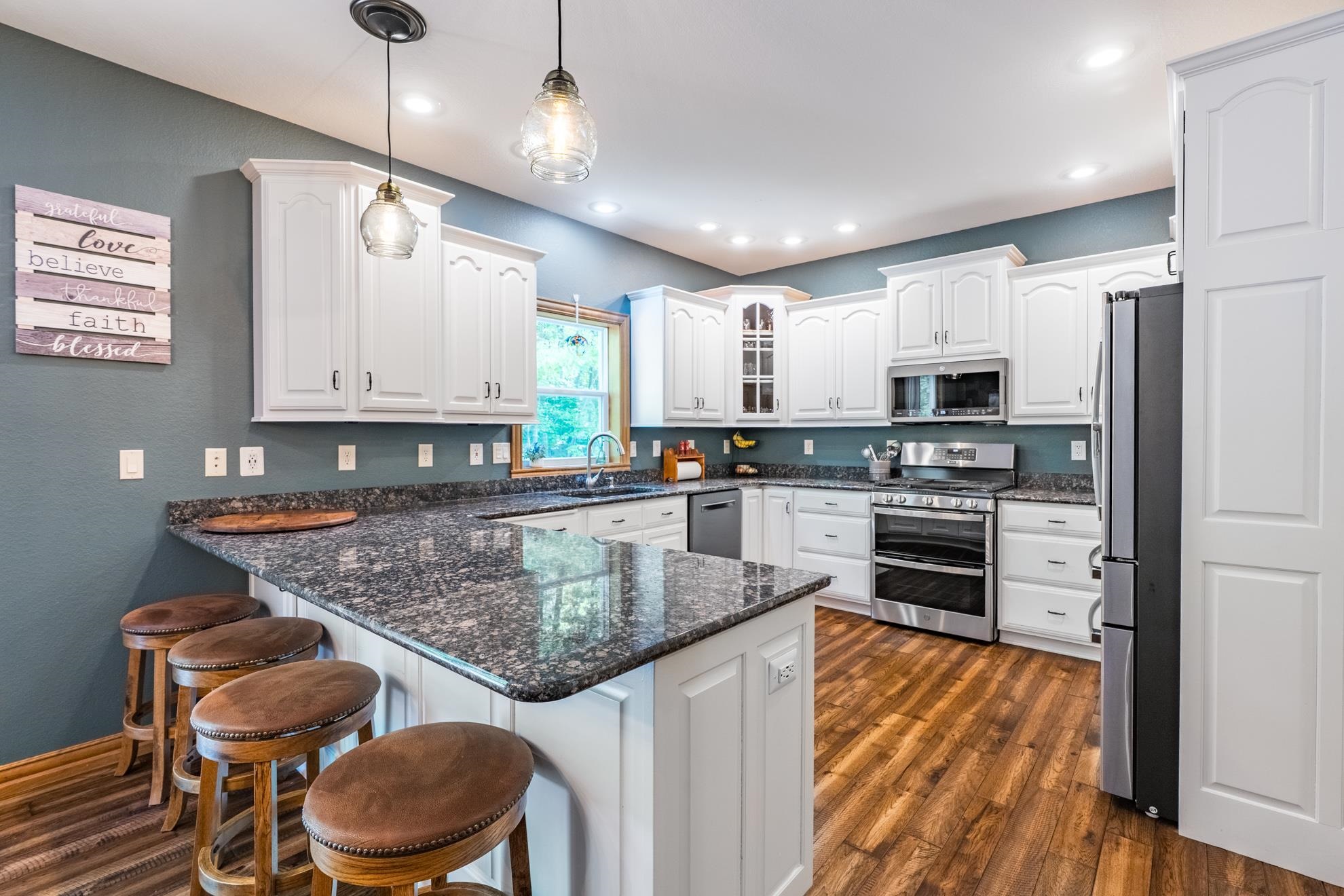405 RIMROCK ROAD, Wausau, Wisconsin 54401, 6 Bedrooms Bedrooms, ,3 BathroomsBathrooms,Residential,For Sale,405 RIMROCK ROAD,22602284