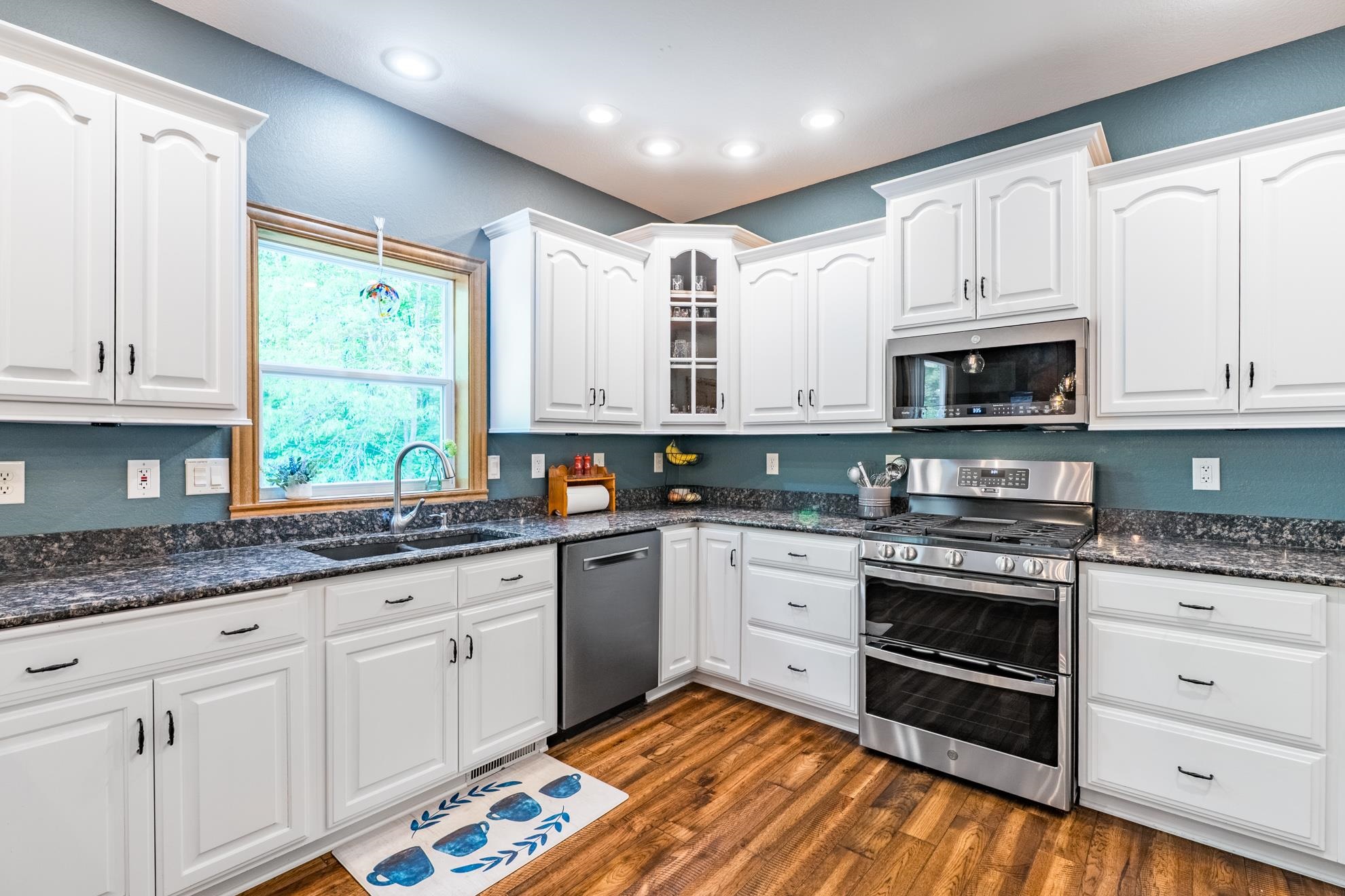 405 RIMROCK ROAD, Wausau, Wisconsin 54401, 6 Bedrooms Bedrooms, ,3 BathroomsBathrooms,Residential,For Sale,405 RIMROCK ROAD,22602284