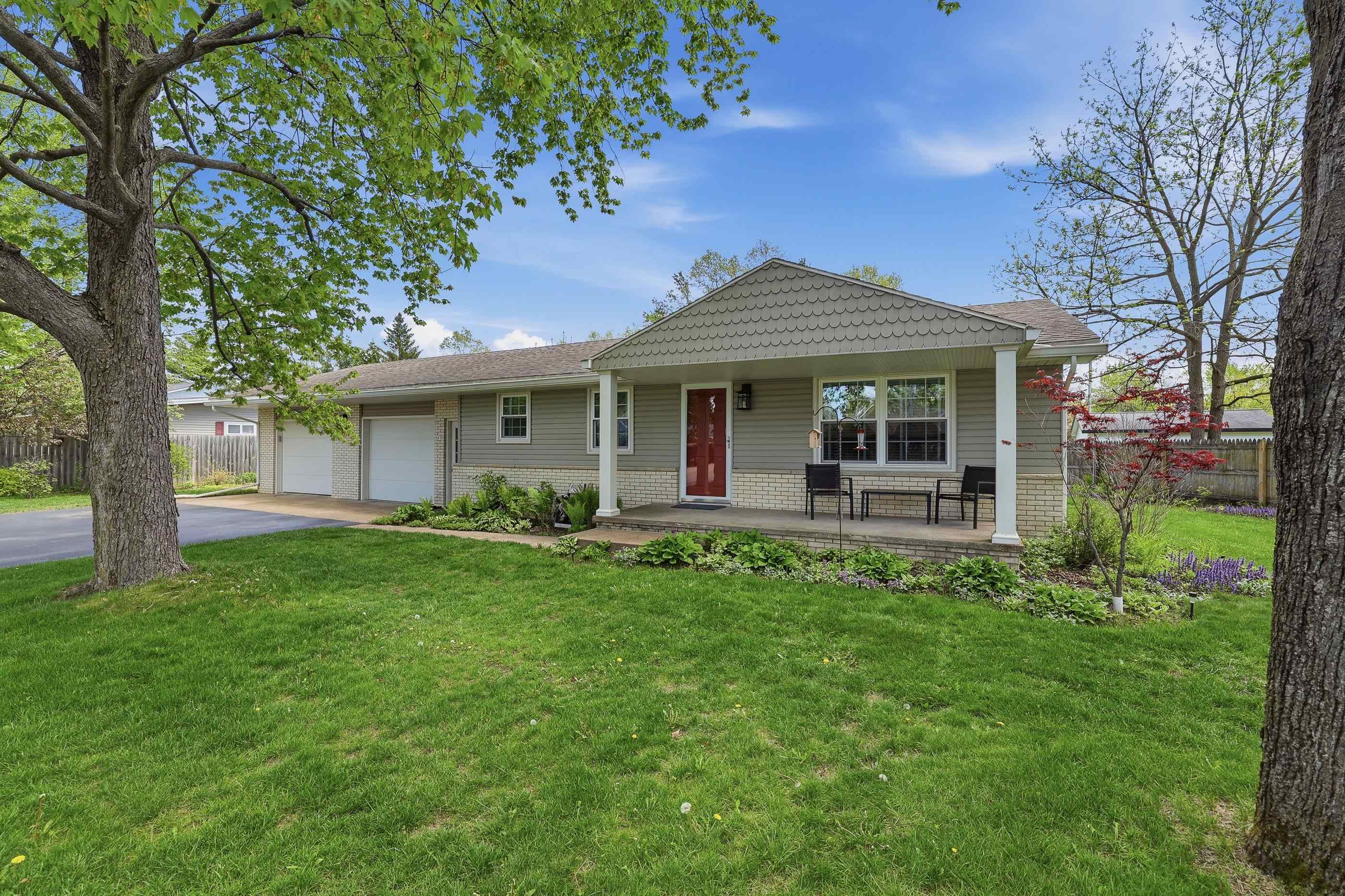 507 SUNSET BOULEVARD, Stevens Point, Wisconsin 54481, 3 Bedrooms Bedrooms, ,1 BathroomBathrooms,Residential,For Sale,507 SUNSET BOULEVARD,22602287