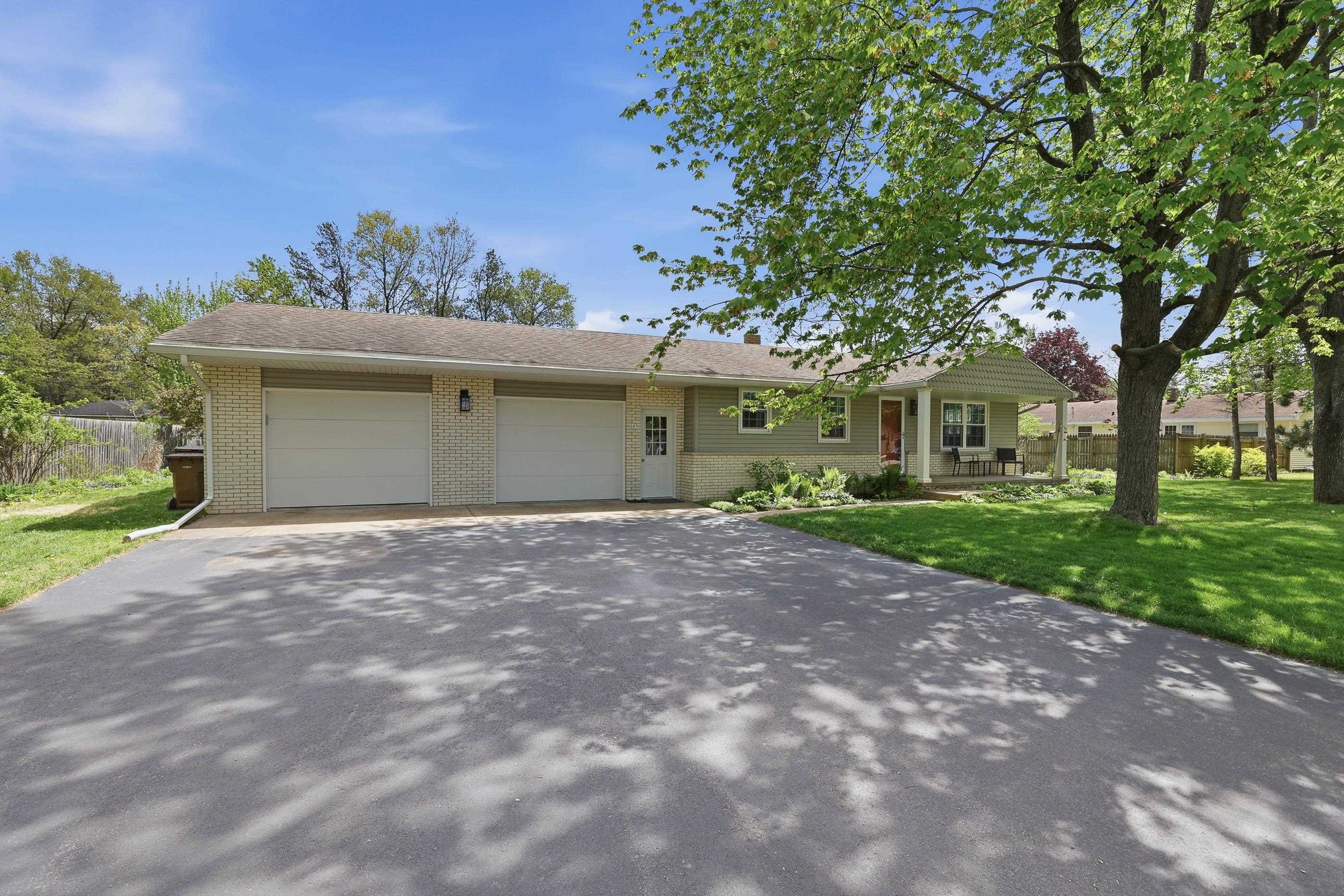 507 SUNSET BOULEVARD, Stevens Point, Wisconsin 54481, 3 Bedrooms Bedrooms, ,1 BathroomBathrooms,Residential,For Sale,507 SUNSET BOULEVARD,22602287